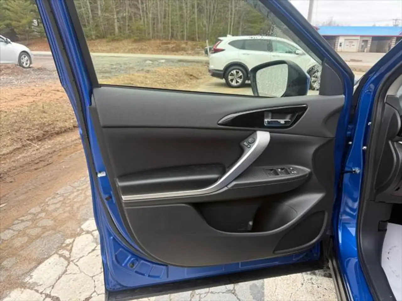 Mitsubishi Eclipse Cross снимка Mitsubishi Eclipse Cross