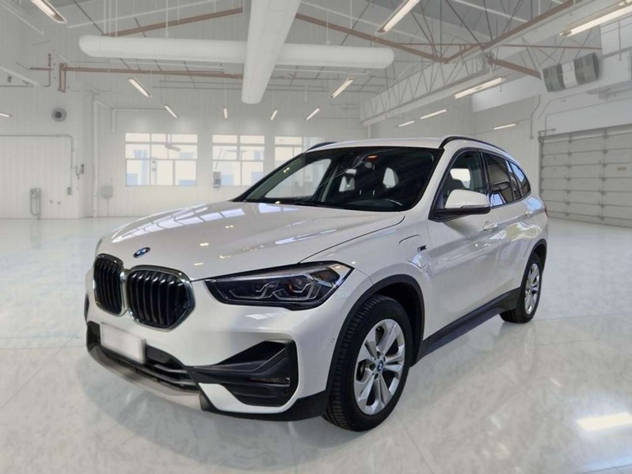 BMW X1 XDRIVE 25E BUSINESS ADVANTAGE AUTOMATICO SUV