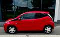Toyota Aygo X AUTOMATIK*WENIG KM*KLIMA*KAM*SHZ*TEL*LED Roşu - thumbnail 4
