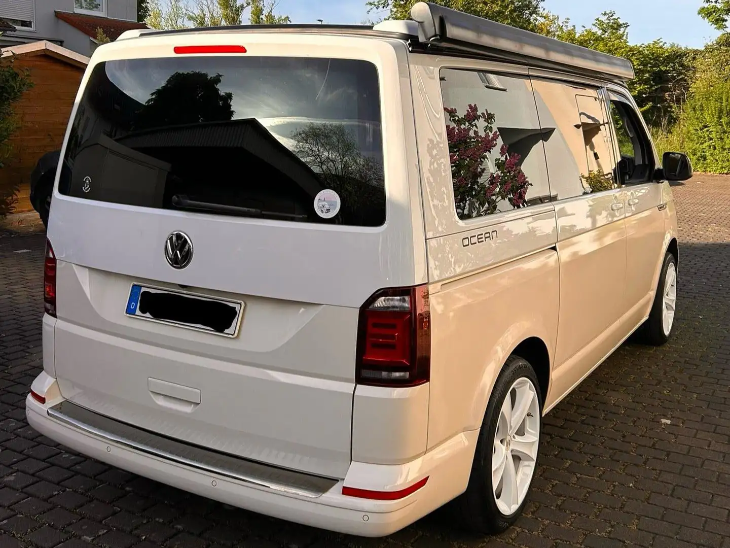 Volkswagen T6 California California DSG 4MOTION Ocean Edition AHK Allrad Wit - 2