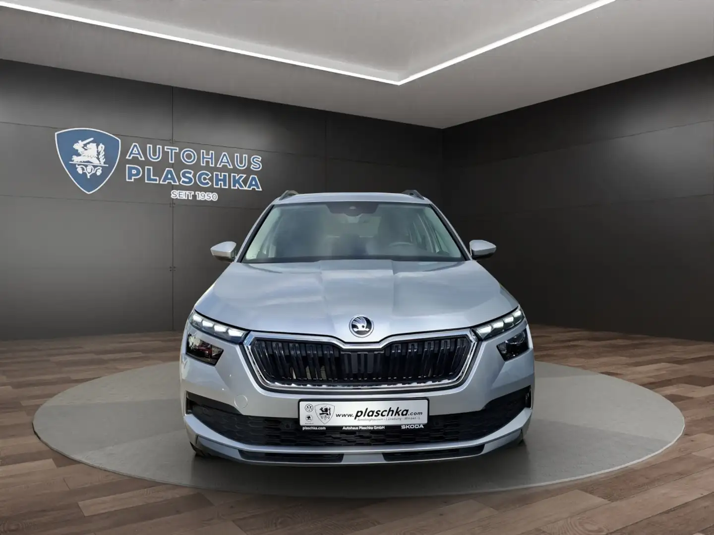 Skoda Kamiq 1.0 TSI Clever KAMERA+APP+NAVI+LED+KEYLESS Klima Silber - 2