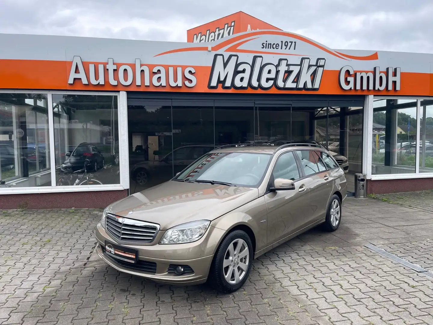 Mercedes-Benz C 180 T CGI BlueEfficiency*PDC*Automatik*SHZ* Beige - 1