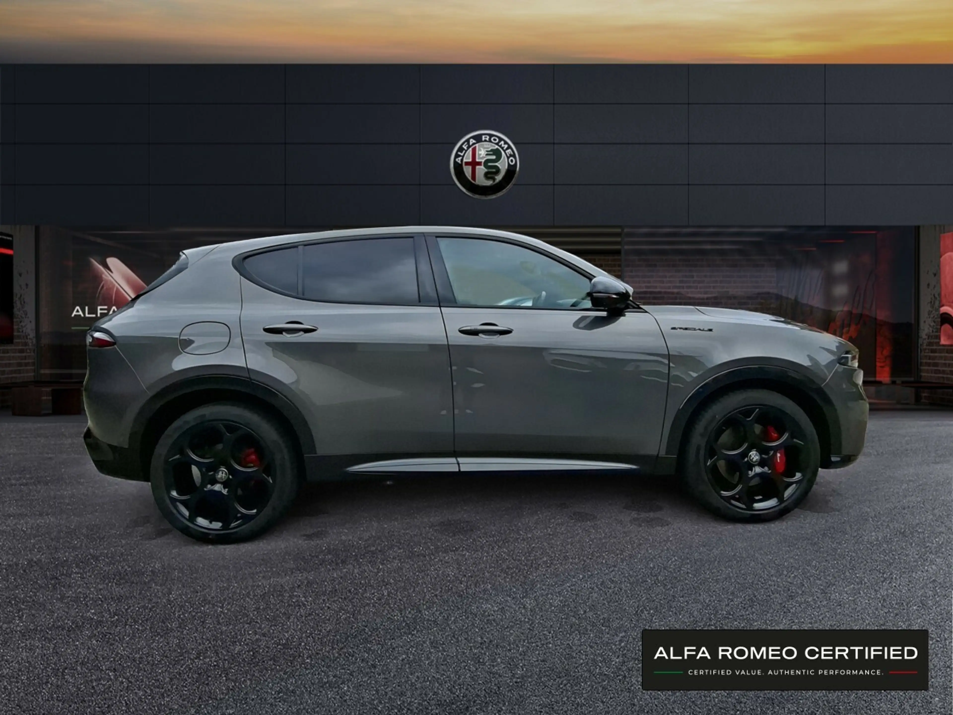 Alfa Romeo Tonale Speciale MildHybrid 1.5 VGT — photo 4