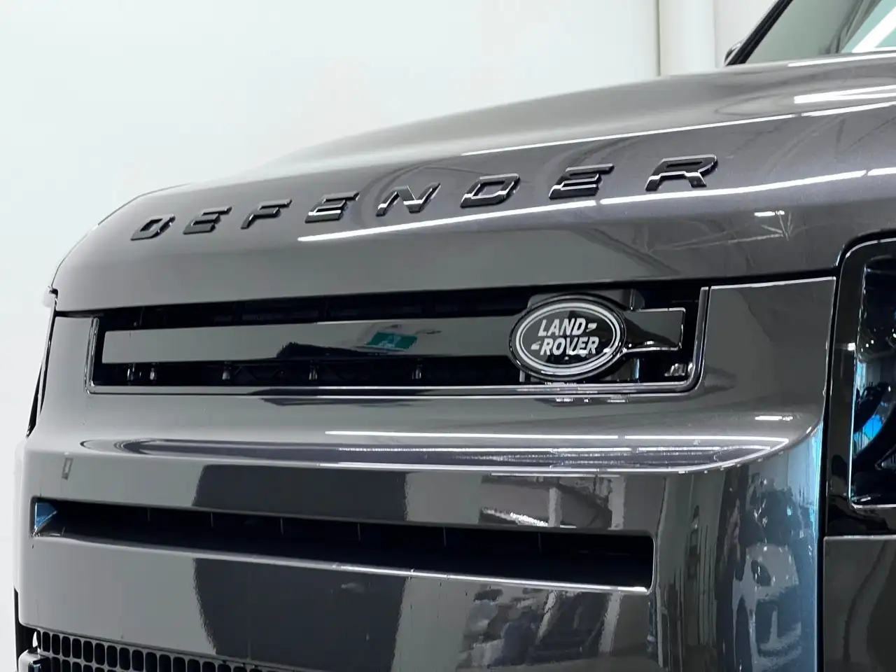 Land Rover Defender снимка Land Rover Defender