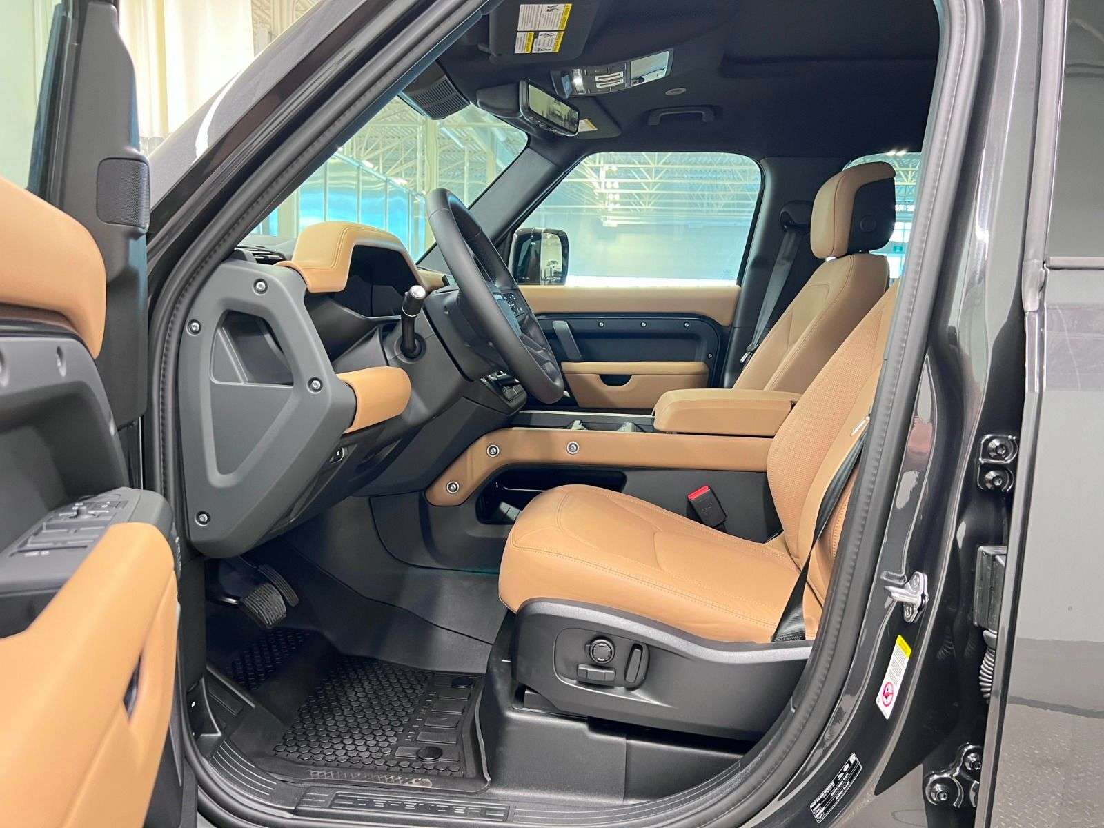 2026 Land Rover Defender 110 P400 X-DYNAMIC SE thumb 23