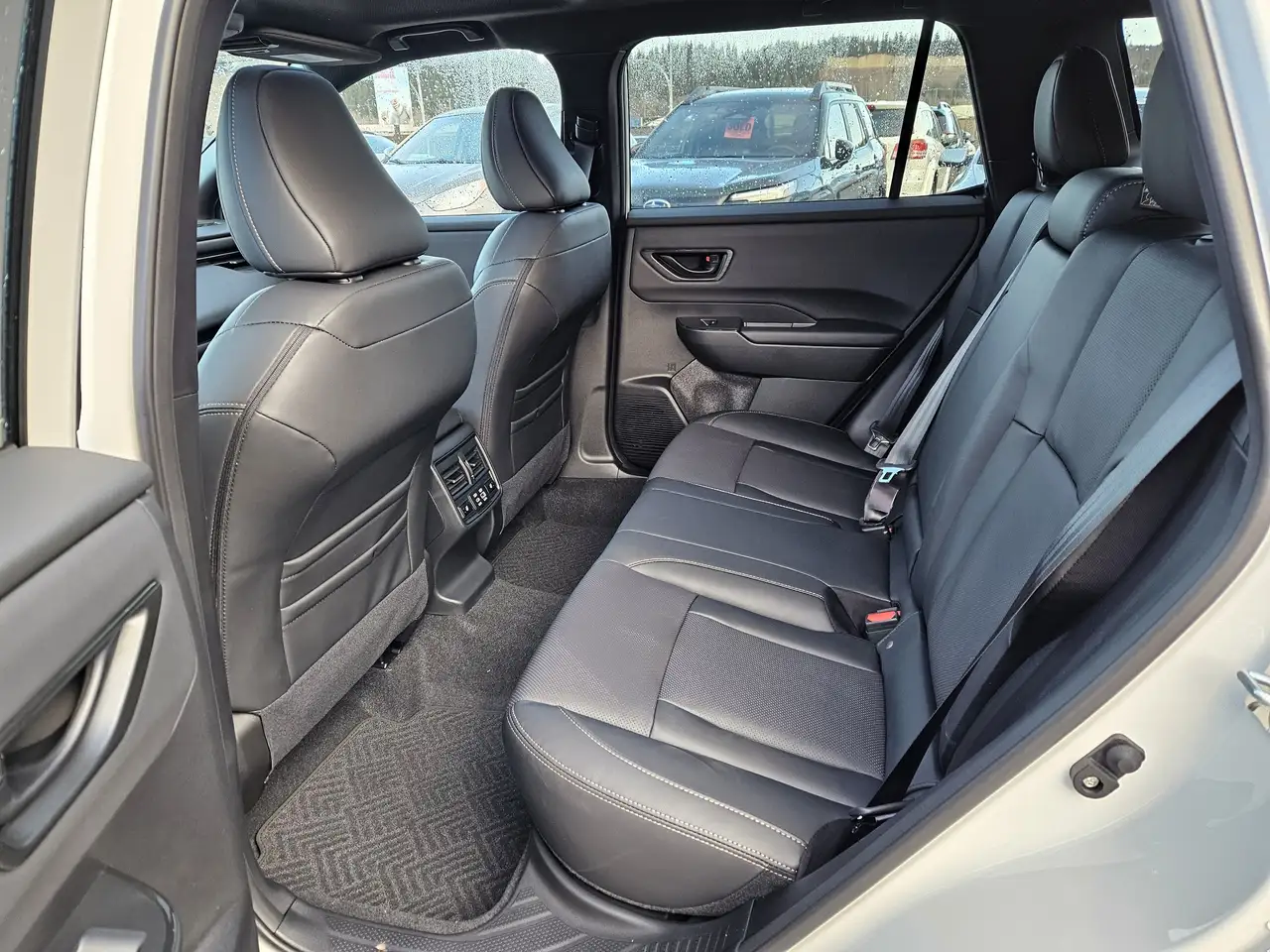 Subaru OUTBACK снимка Subaru OUTBACK