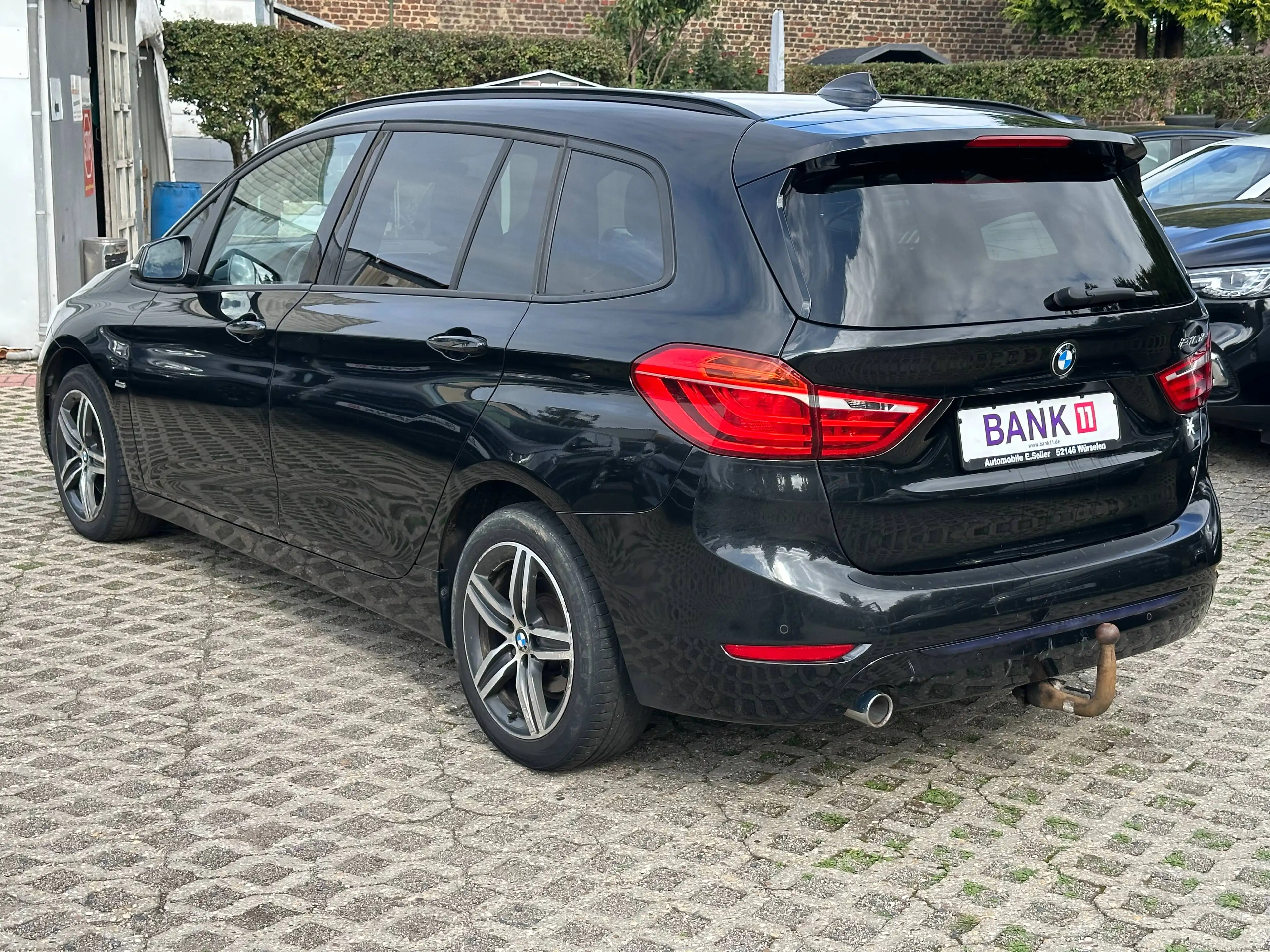 BMW 216 d 1,5d*Vollleder*7-Sitzer*Sitzheizung* — photo 6