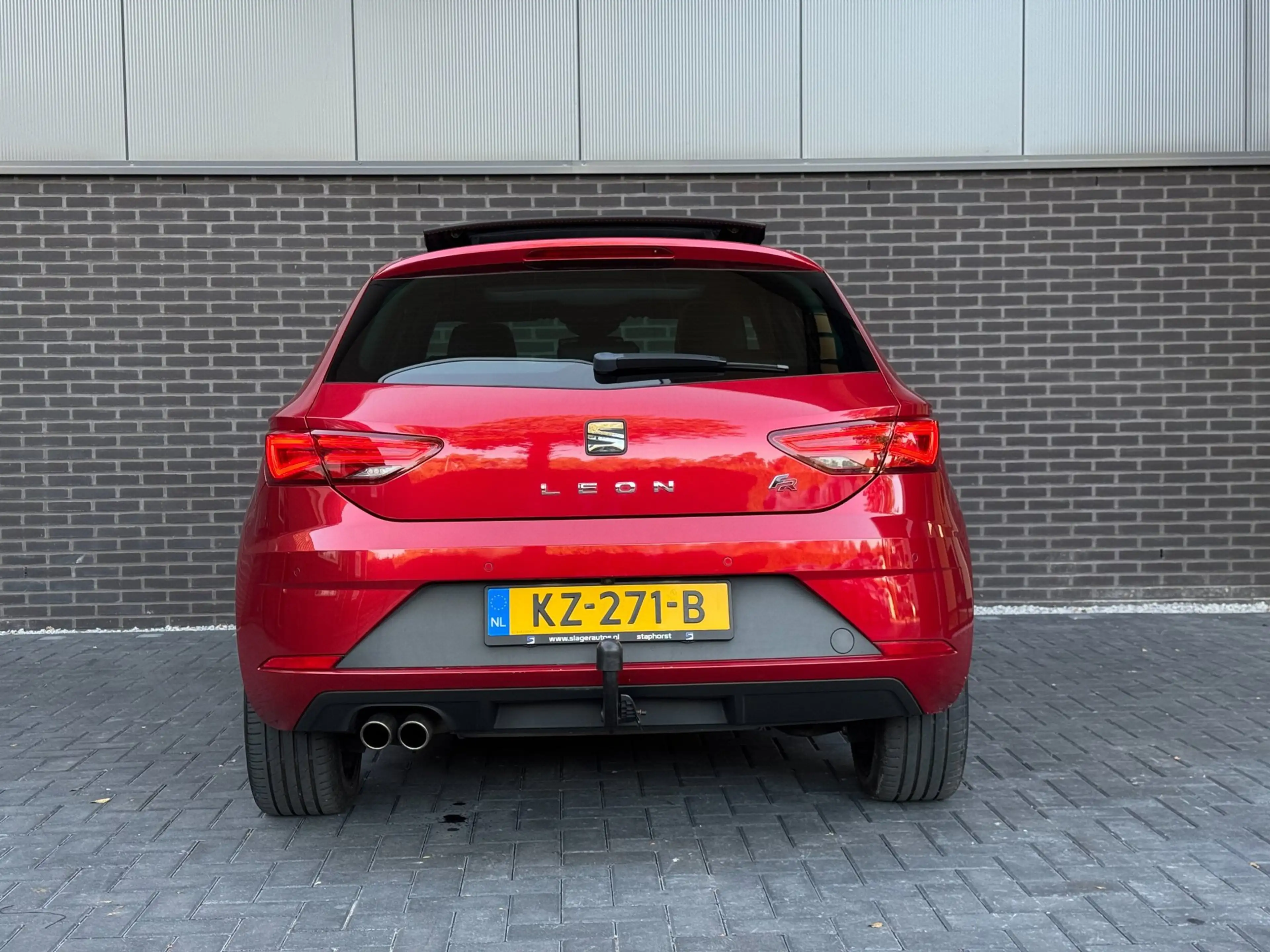 SEAT Leon 1.4 EcoTSI FR - Pano | full-LED | ACC | Lane assis — photo 9