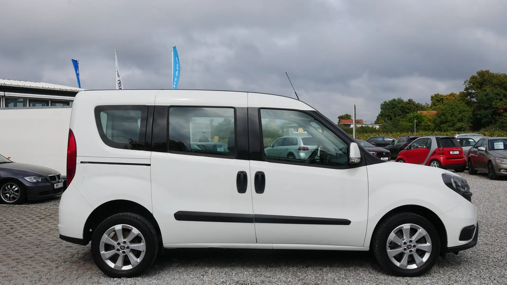 Fiat Doblo Euro 6 1. Hand 5. Sitze Sitzheizung Klima Navi USB Blanco - 2