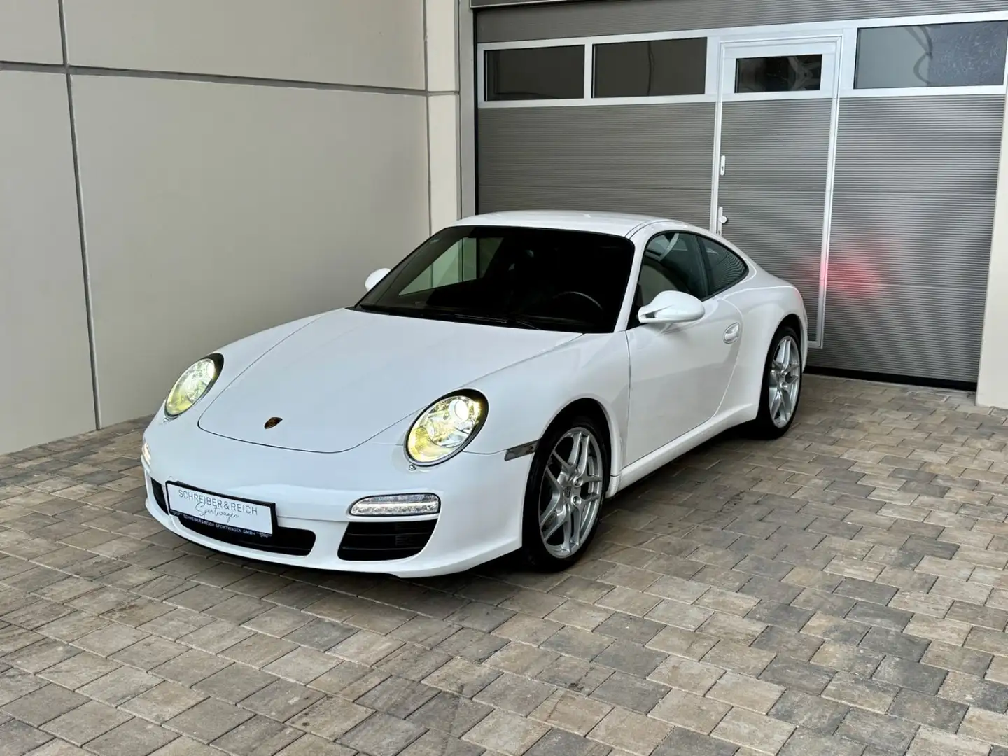 Porsche 997 911 997.2 Carrera Coupé Blanc - 2