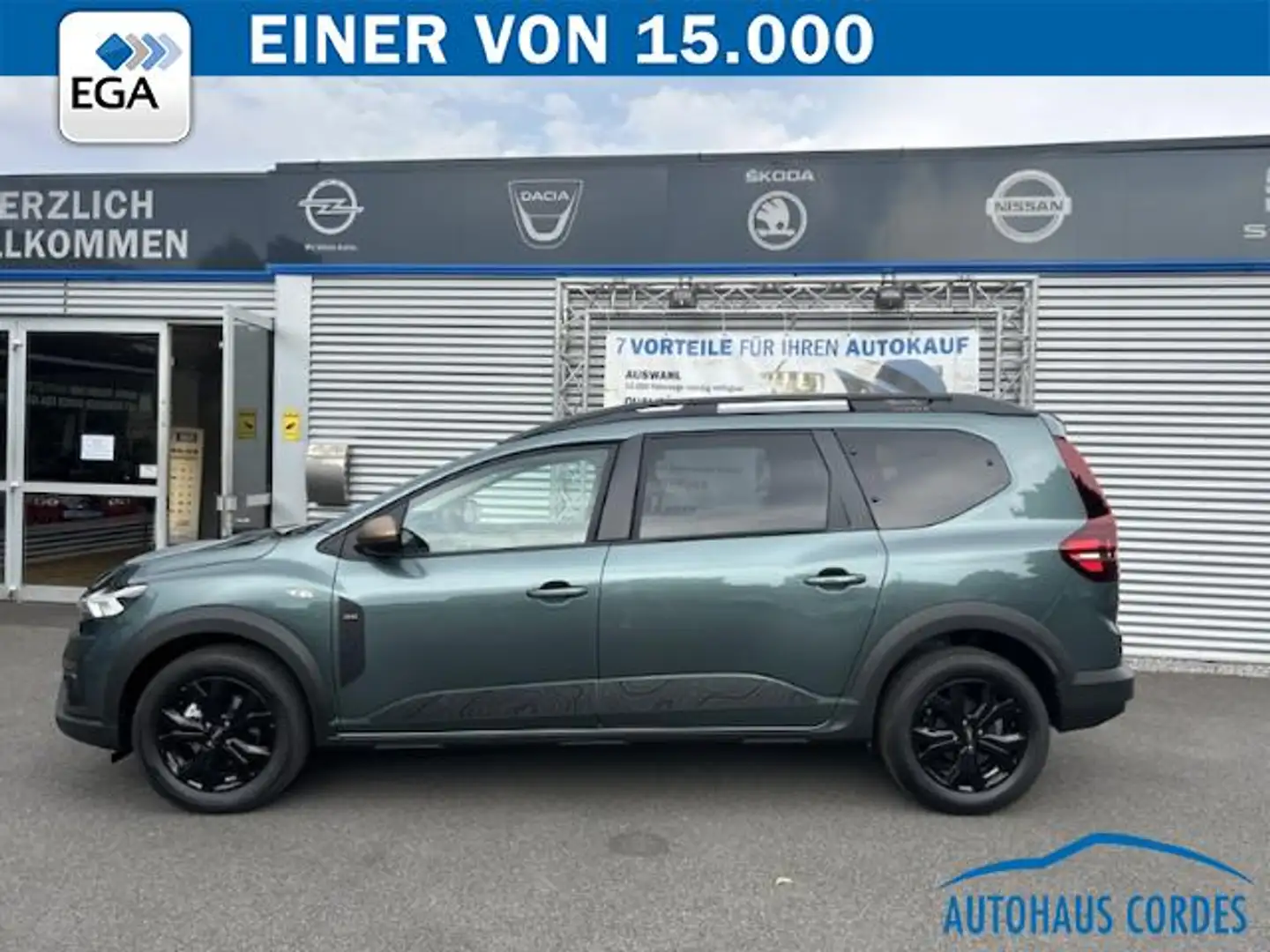 Dacia Jogger TCe 100 ECO-G EXTREME+ LPG*7-SITZER*NAVI*SHZG*R-CA Grün - 2