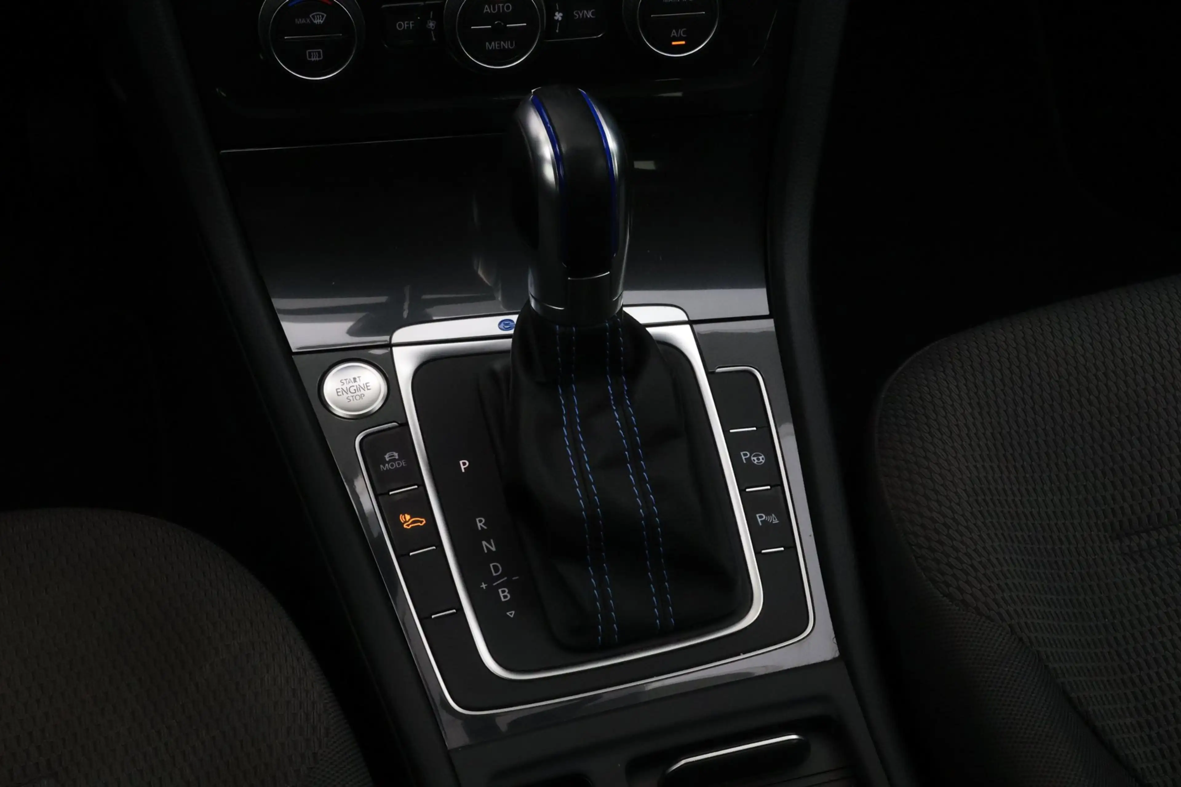 Volkswagen e-Golf E-Golf|Digi dash|Warmtepomp|LED| 89 % SOH| — photo 15
