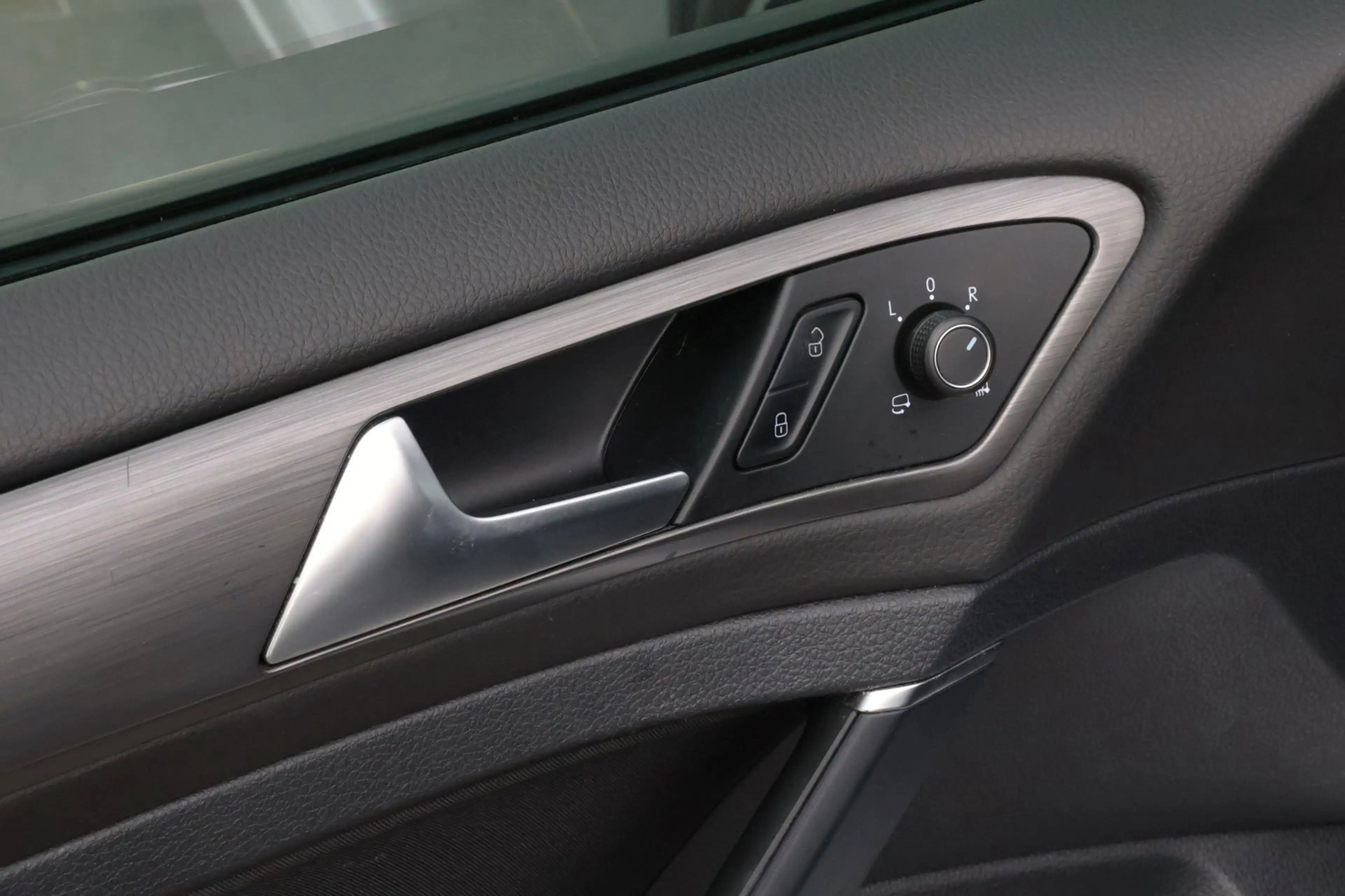 Volkswagen e-Golf E-Golf|Digi dash|Warmtepomp|LED| 89 % SOH| — photo 12