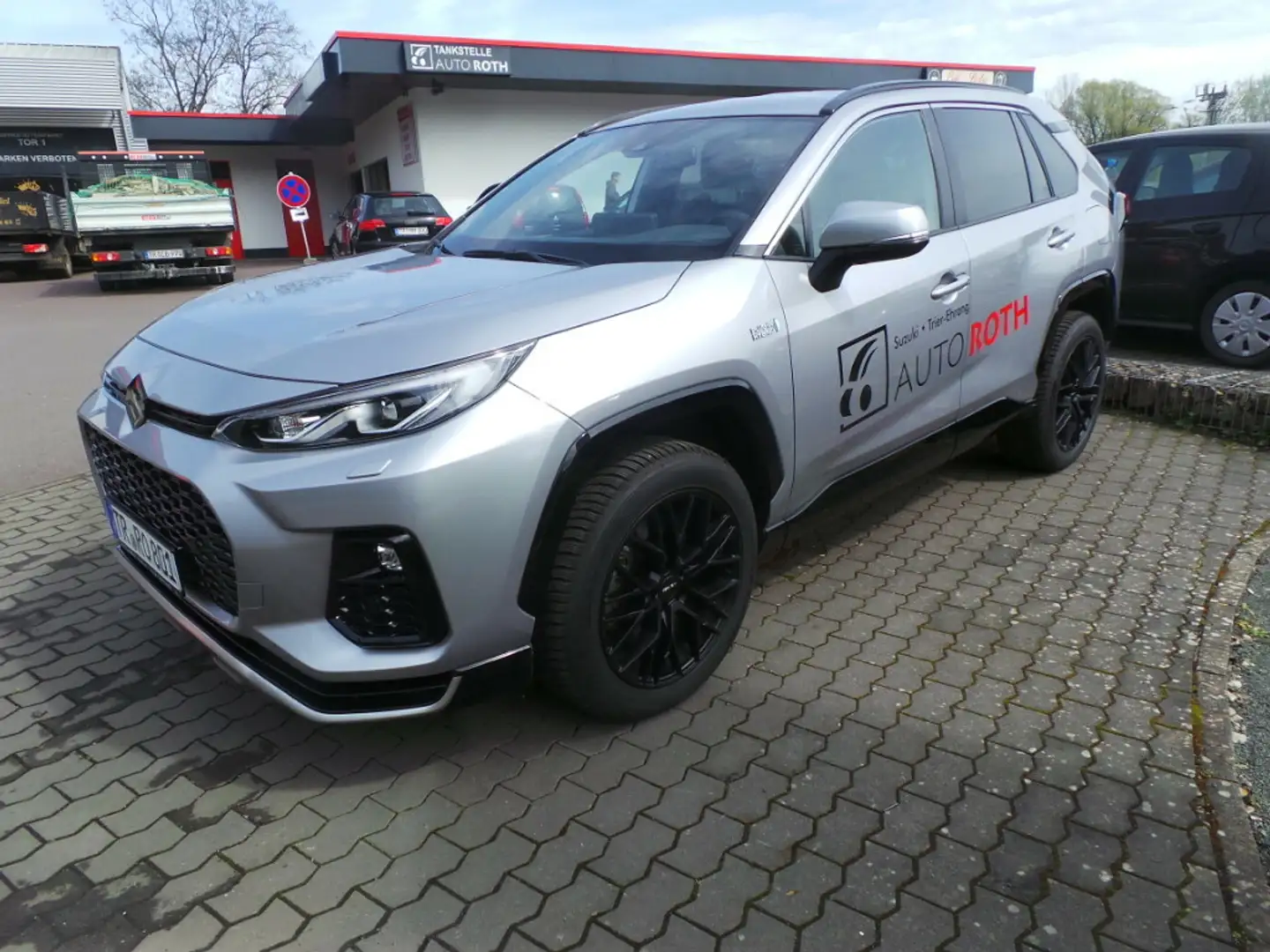 Suzuki Across 2.5 Plug-In Hybrid Comfort+ E-Four Silber - 2