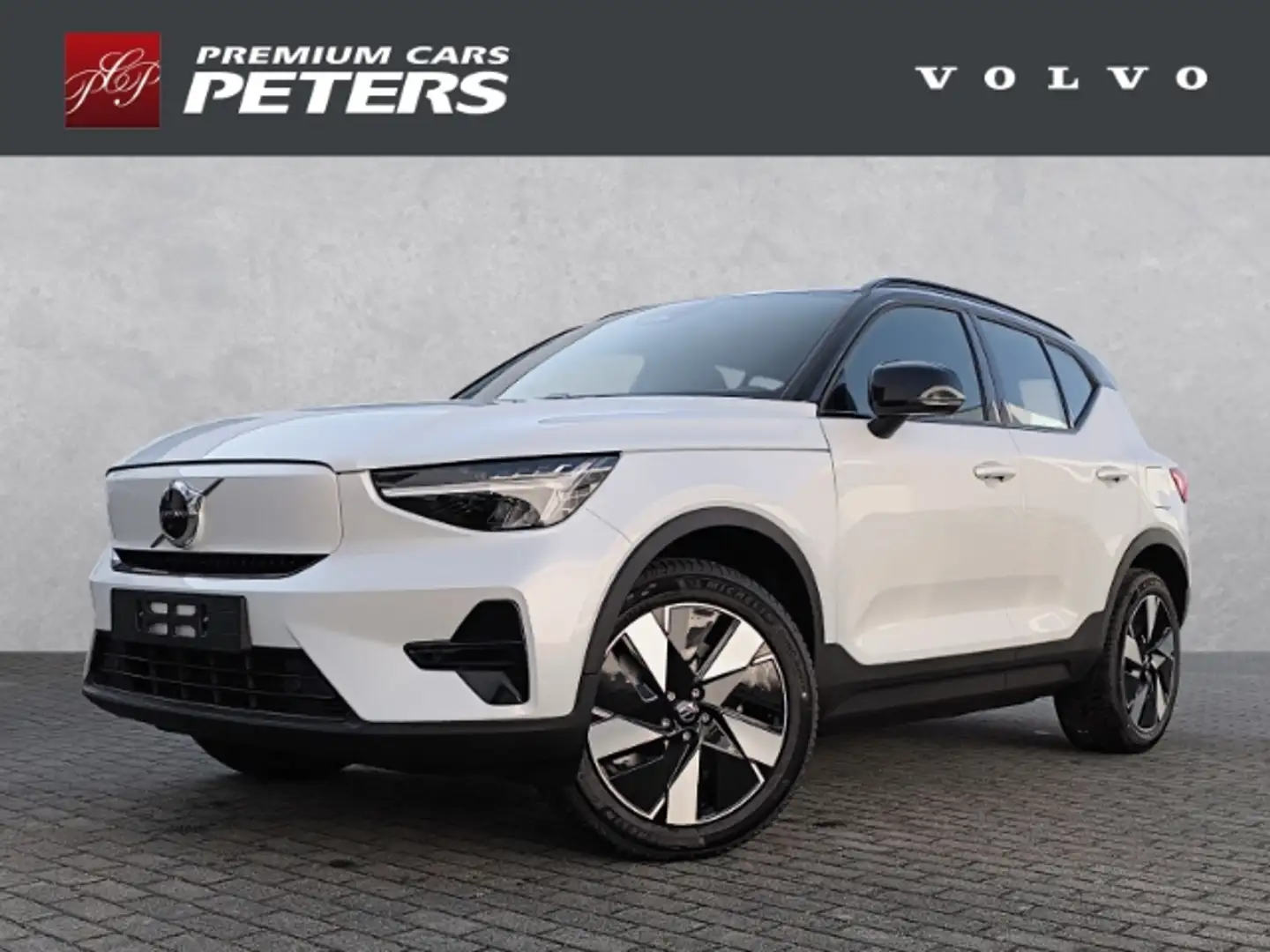 Volvo XC40 Plus Pure Electric RWD  Single Motor Ext Range And White - 1