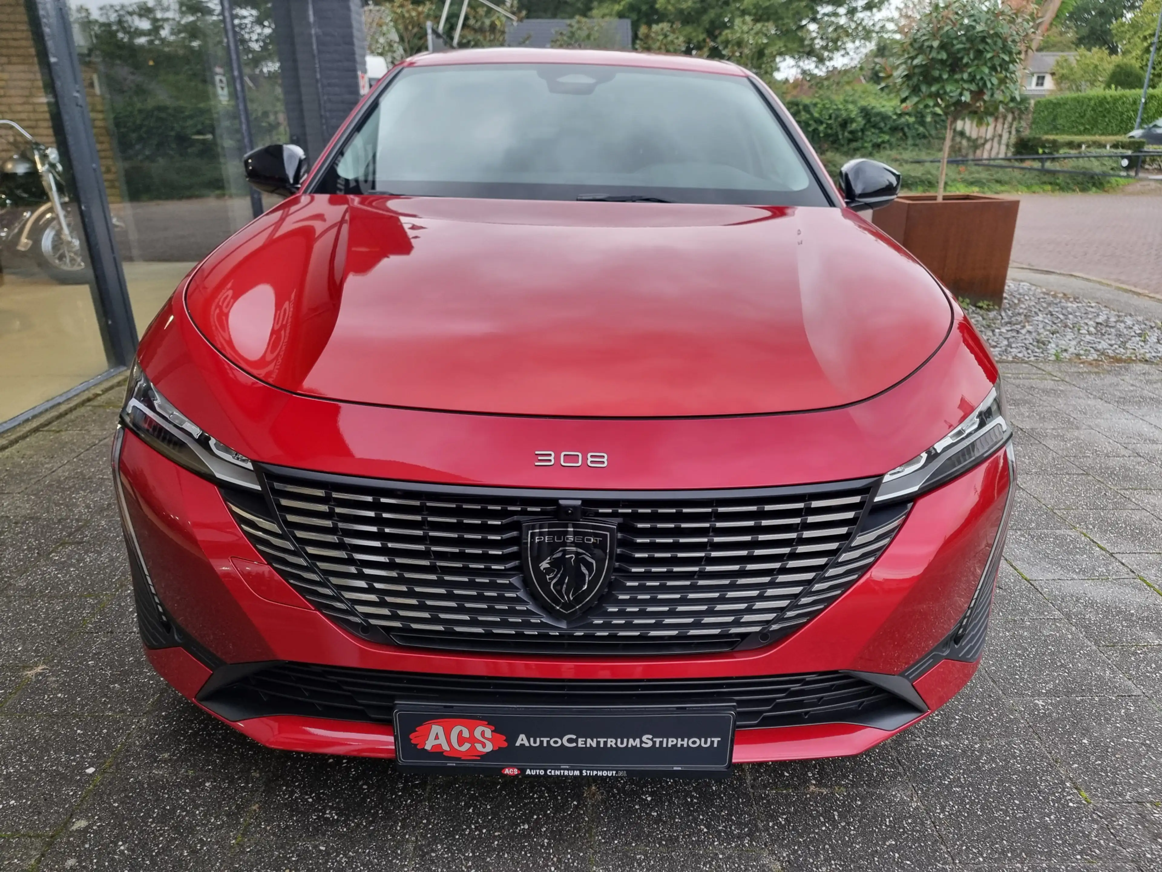 Peugeot 308 1.6 Plug-in Hybrid 180 Allure | 32dkm | 2024 | Ad. — photo 6