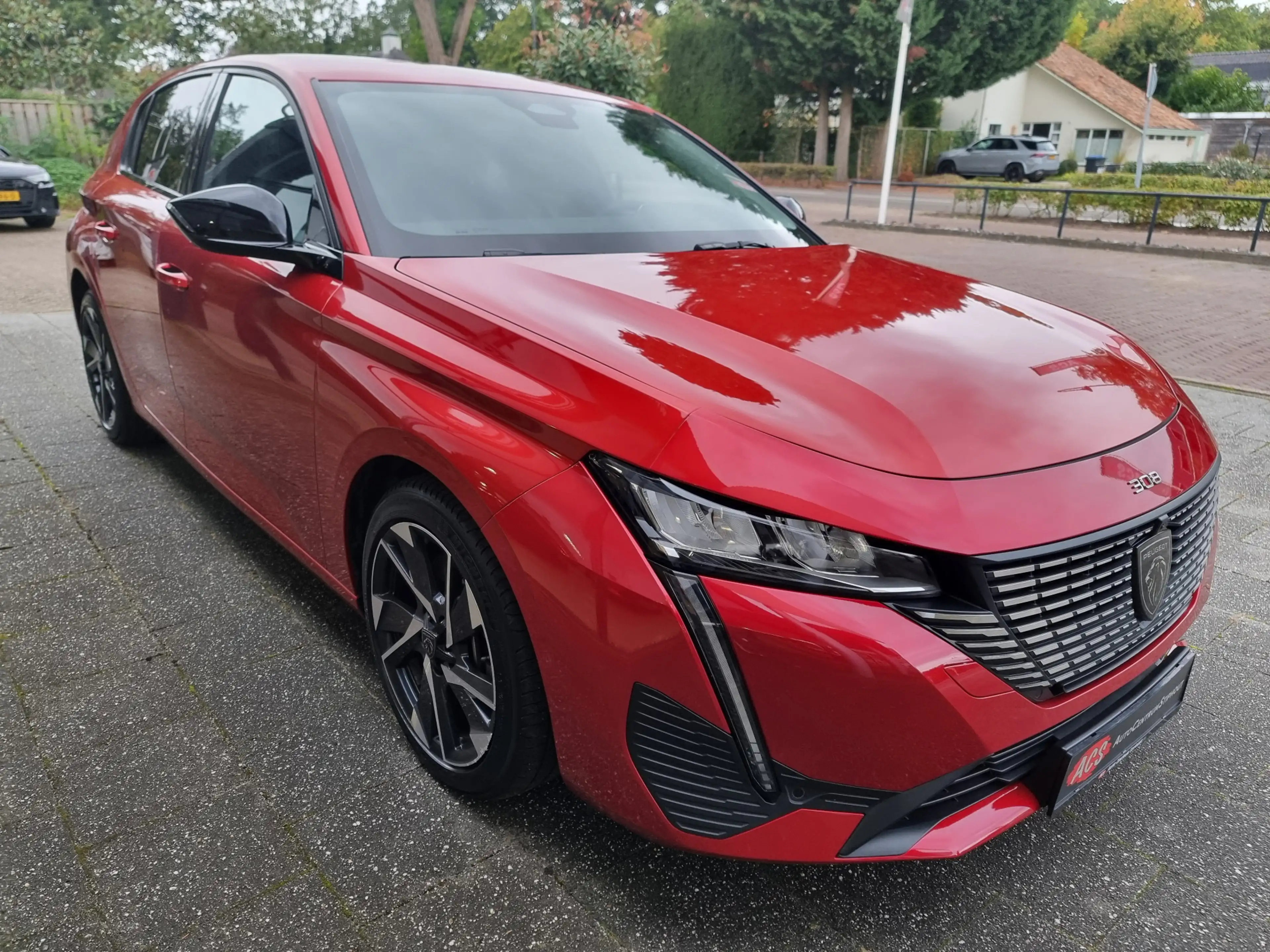 Peugeot 308 1.6 Plug-in Hybrid 180 Allure | 32dkm | 2024 | Ad. — photo 11