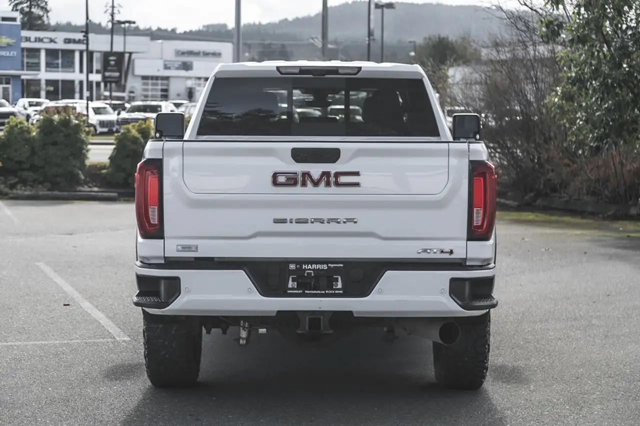 GMC Sierra 3500HD снимка GMC Sierra 3500HD