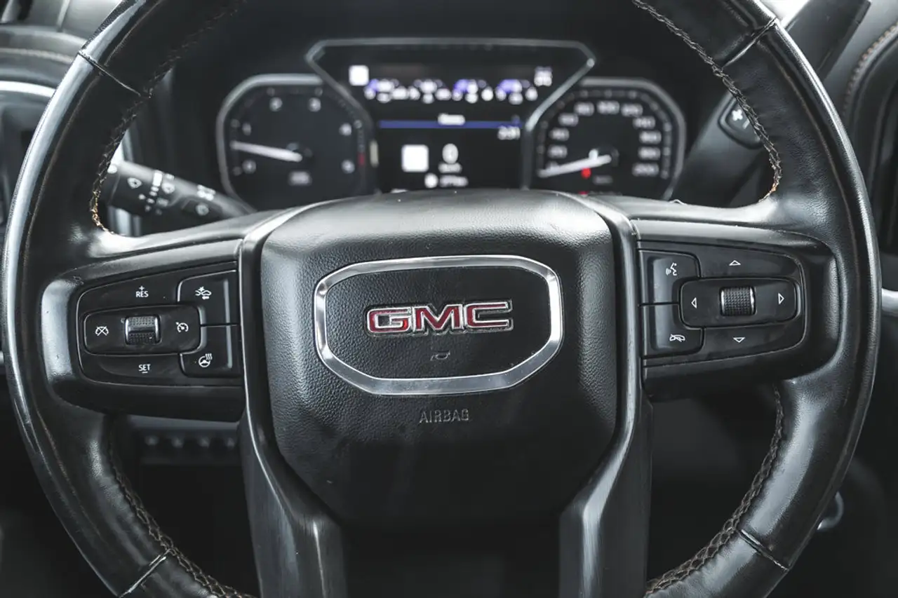 GMC Sierra 3500HD снимка GMC Sierra 3500HD