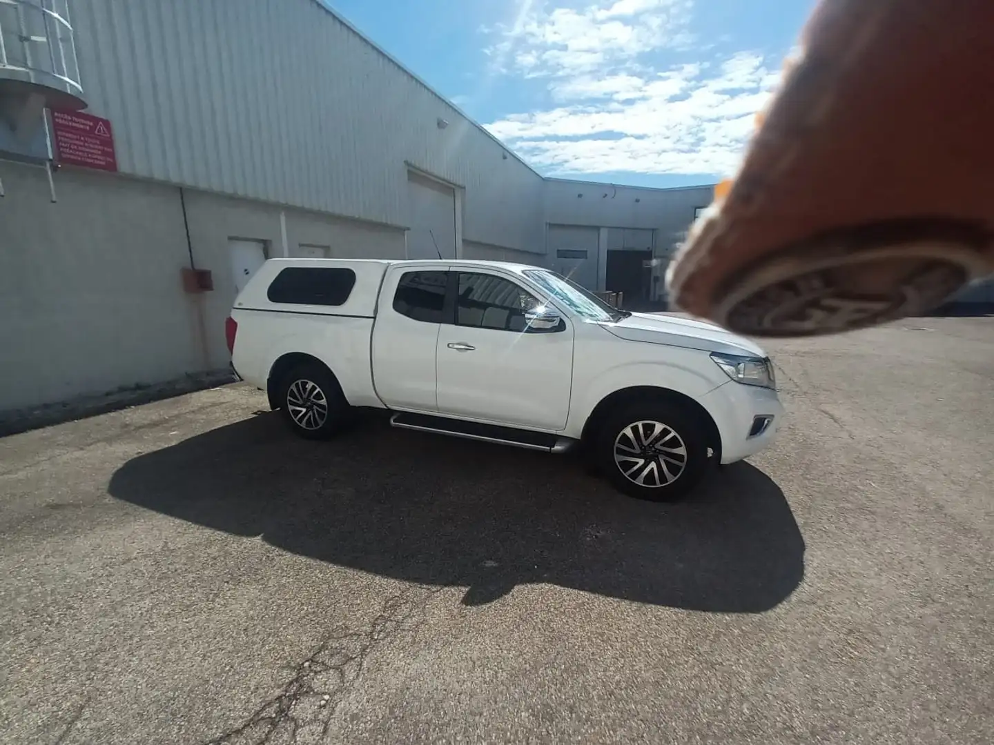 Nissan Navara Navara 2.5 dCi 174 ch Double Cab Sport Blanc - 2