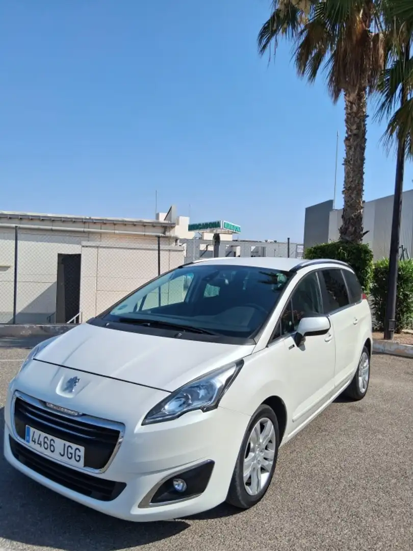 Peugeot 5008 1.6 BlueHDI Allure 7 pl. 120 Bianco - 1