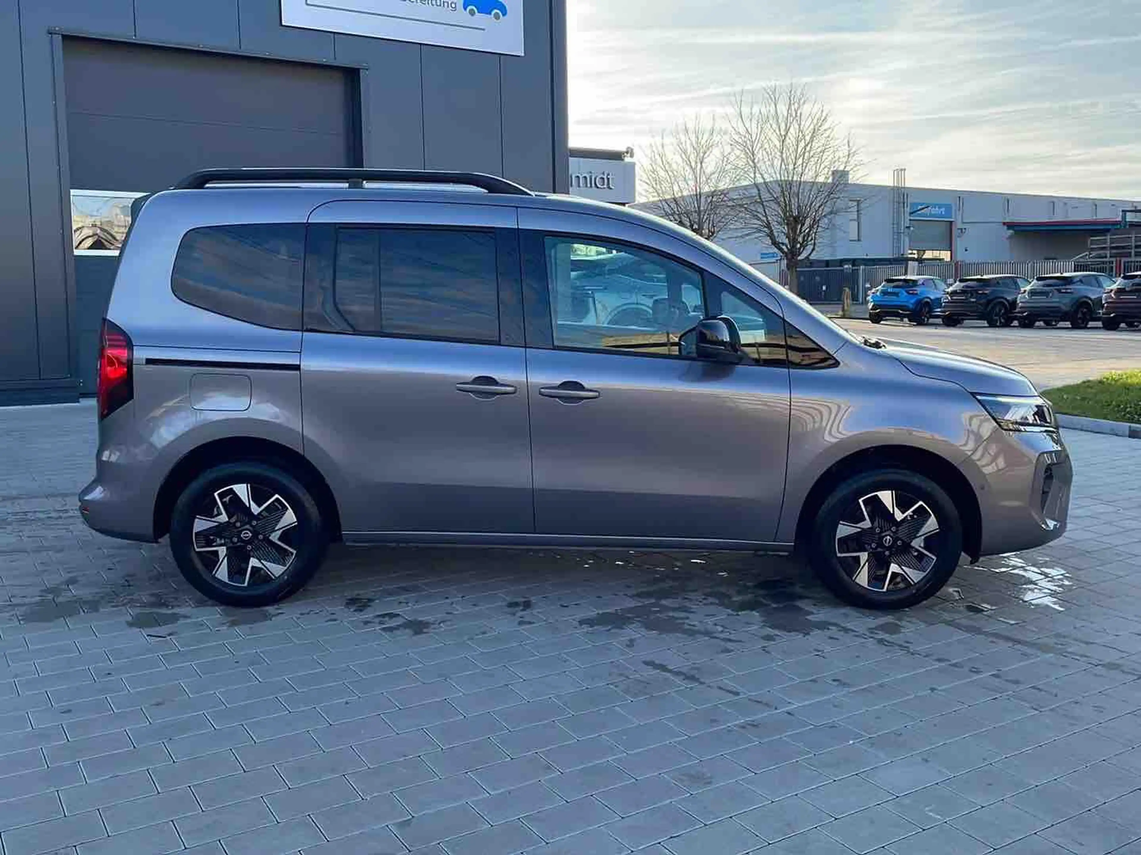 Nissan Townstar Kombi L1 Automatik Tekna Around-View — photo 5