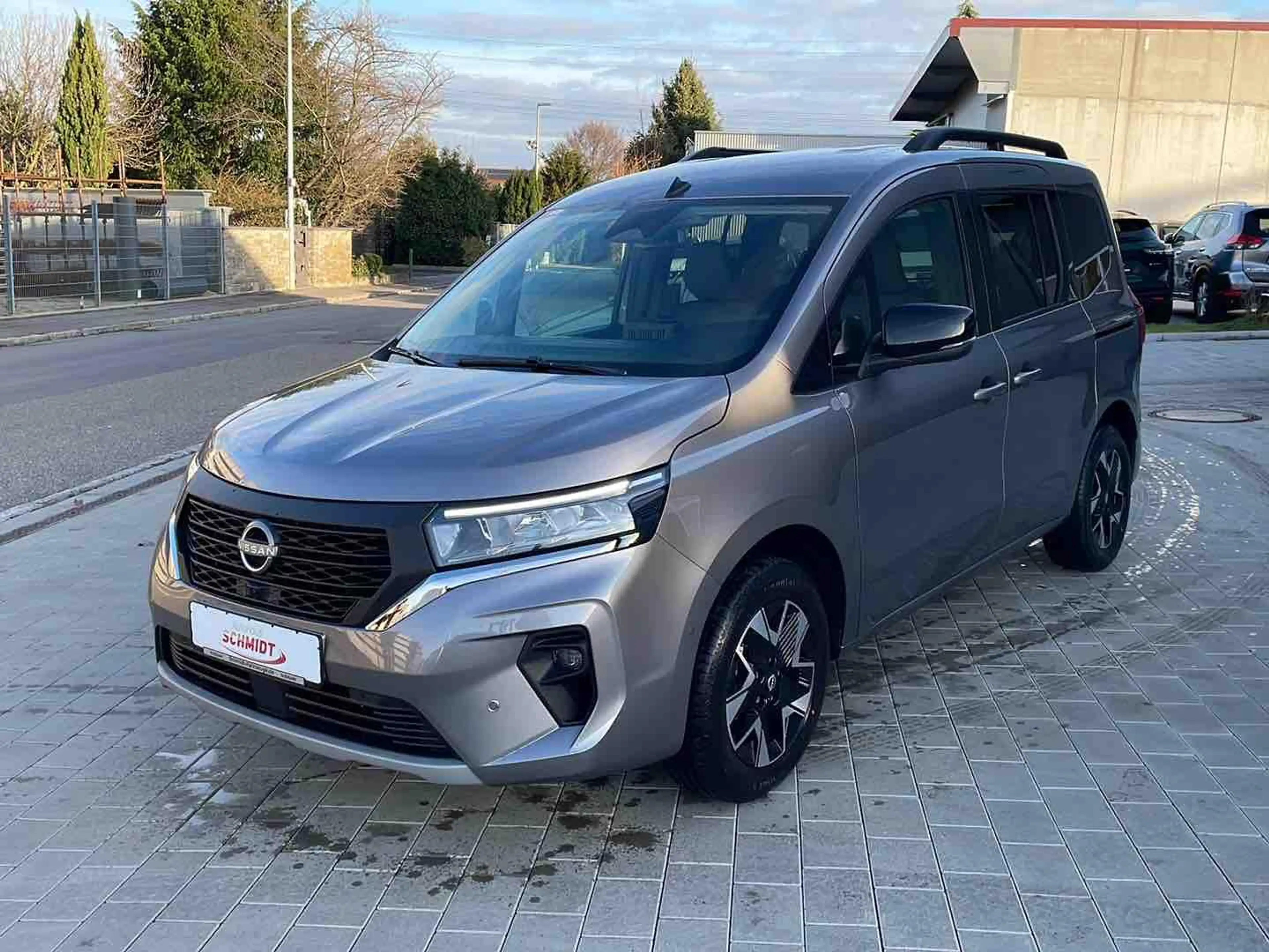Nissan Townstar Kombi L1 Automatik Tekna Around-View — photo 2