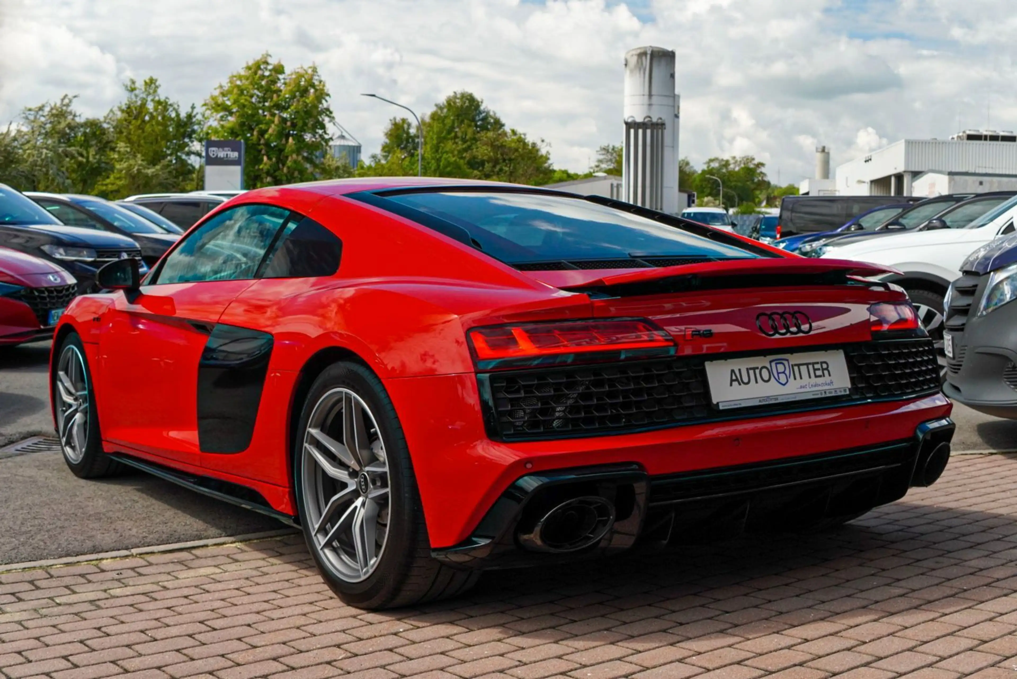 Audi R8 5.2 FSI RWD Coupe performance — photo 6