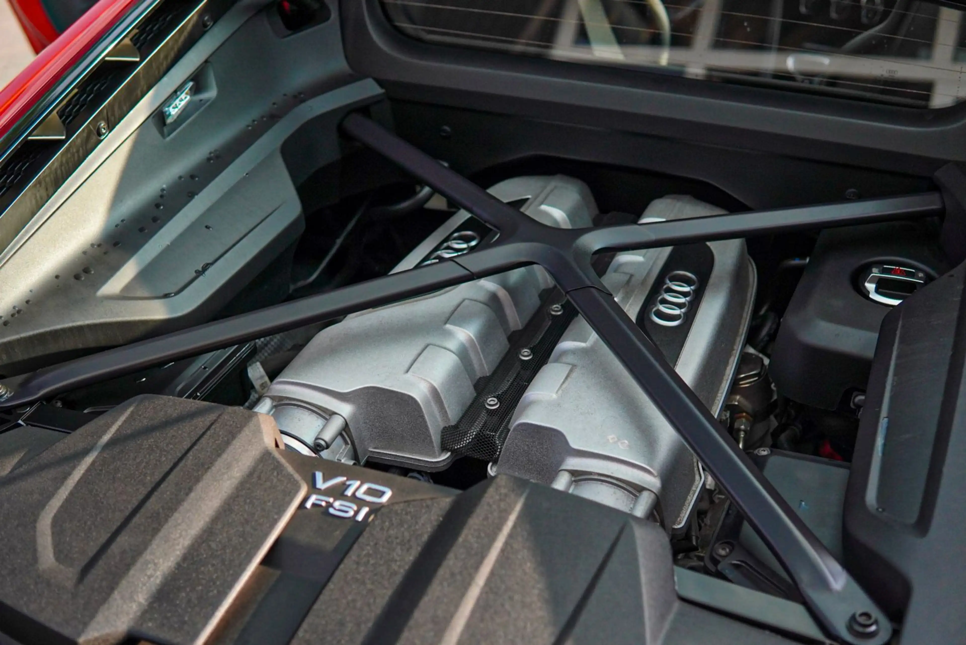 Audi R8 5.2 FSI RWD Coupe performance — photo 15