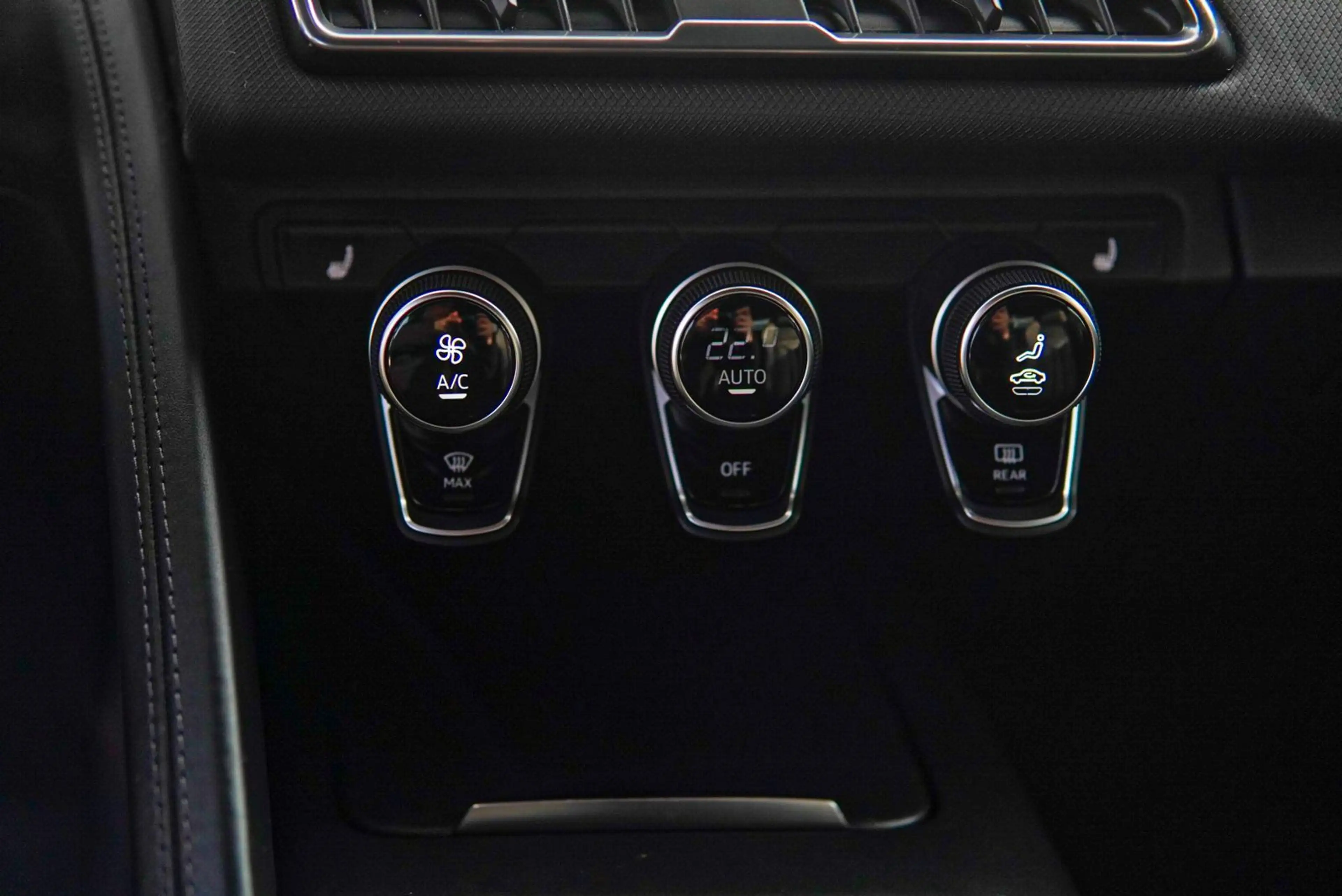 Audi R8 5.2 FSI RWD Coupe performance — photo 11