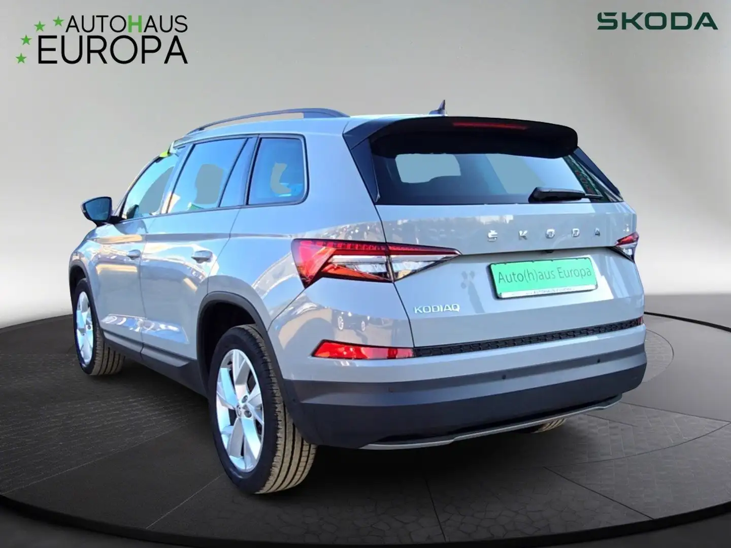 Skoda Kodiaq 1.5 TSI DSG ACT Clever ACC Navi Kam Matrix 4xSHZ L Grau - 2