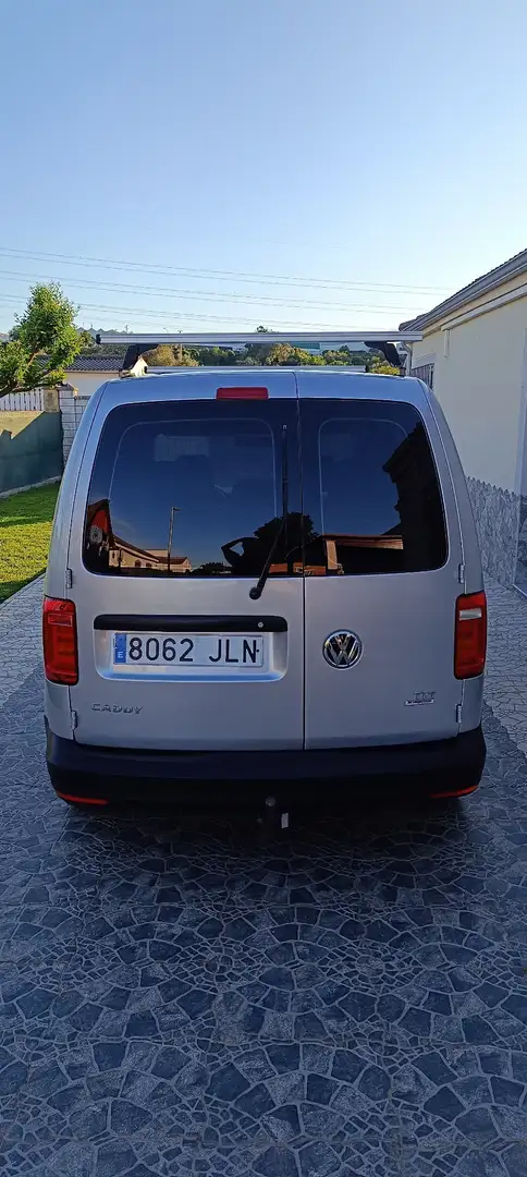 Volkswagen Caddy 1.9TDI Life Bluemotion - 2