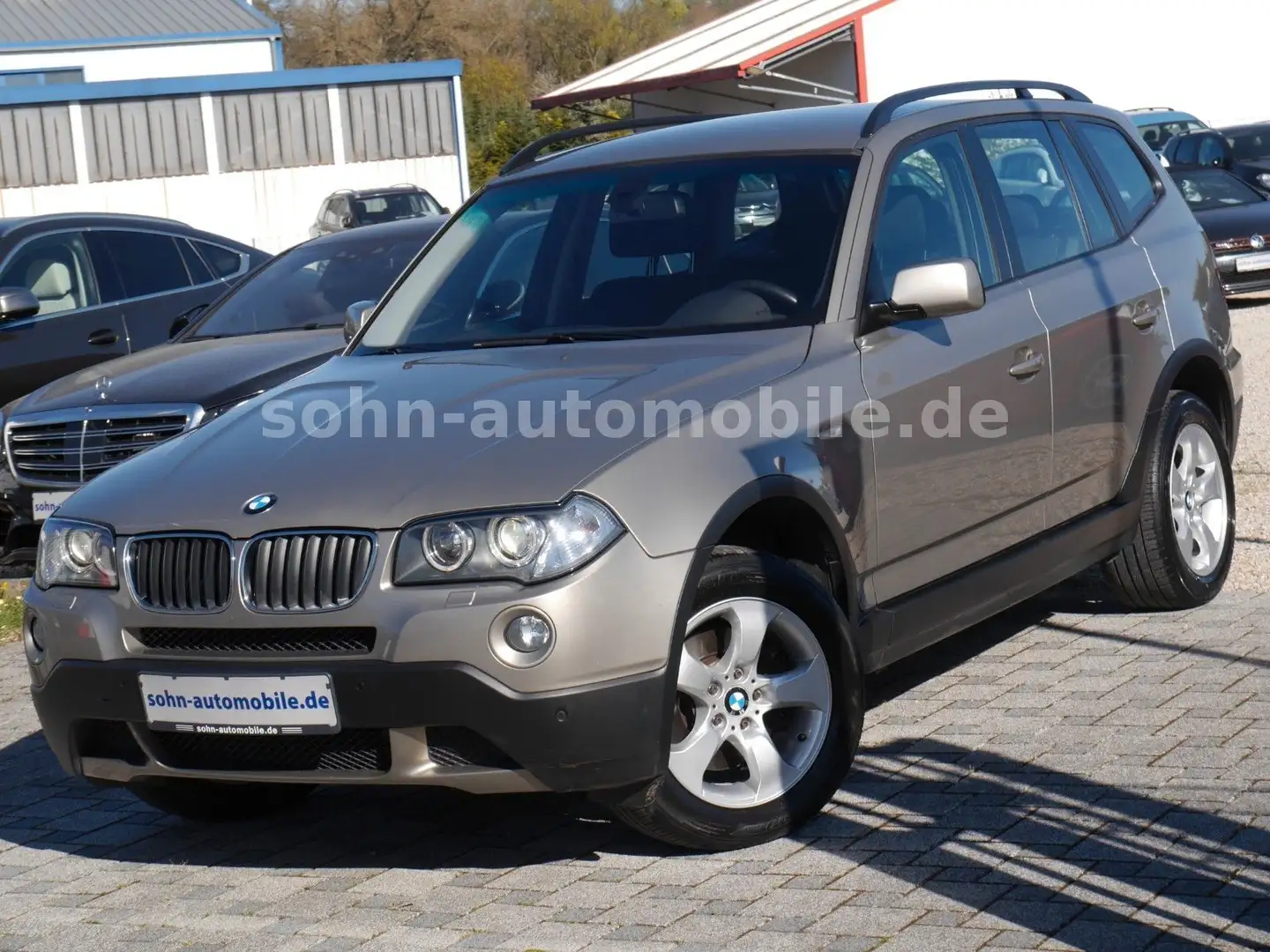 BMW X3 xDrive 20d Aut./Xenon/PDC/SHZ/LHZ/8xAlu Beige - 1