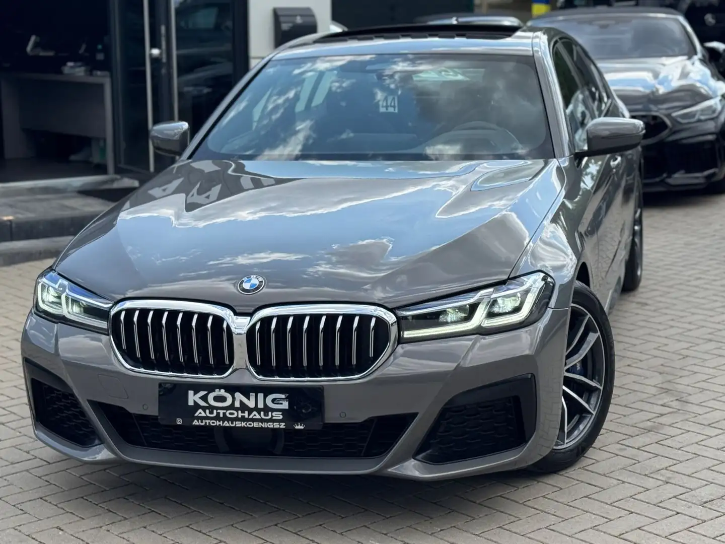 BMW 540 i M Sportpaket*H&K*AHK*R-KAM*LED* Gris - 2