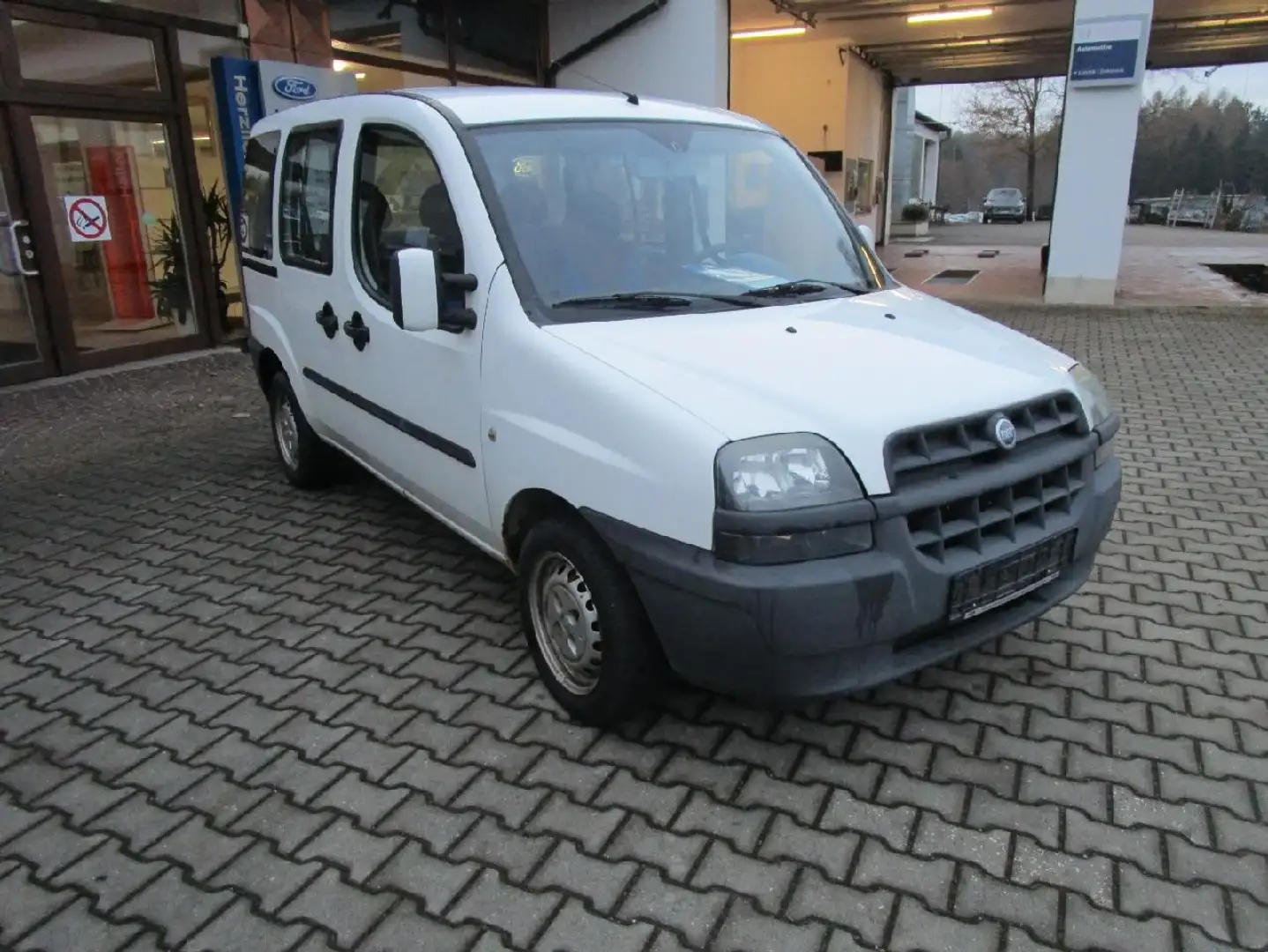 Fiat Doblo 1.2 SX / Active Blanc - 1