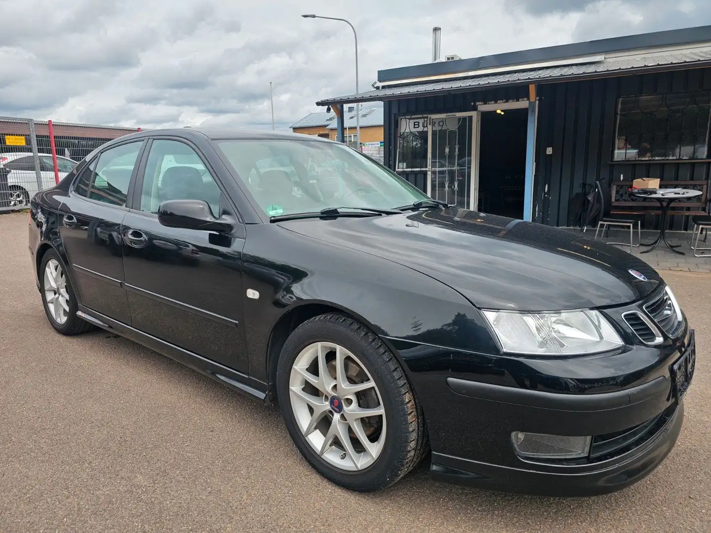 Saab 9-3 Lim. 2.0 T Vector Automatik Schwarz - 2