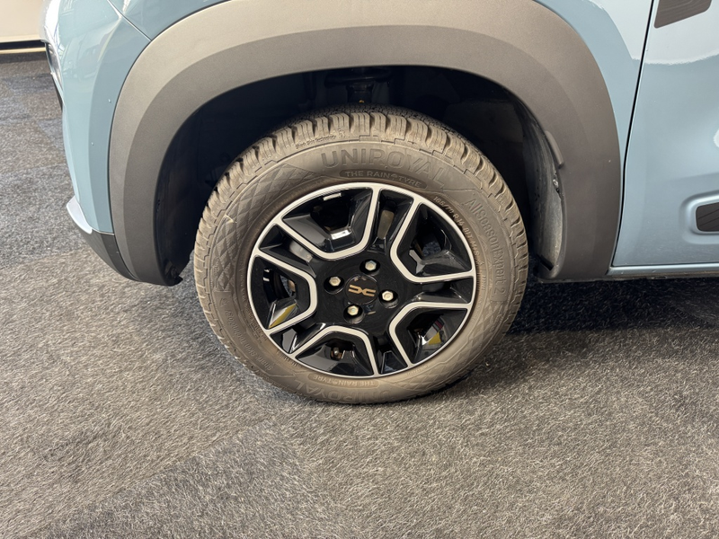 Dacia Spring 65 Extreme 27 kWh | SOH 95% Extreme 27 kwh 65 — photo 8
