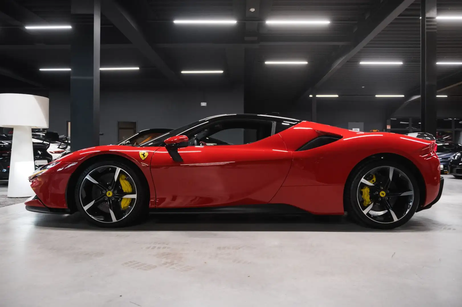 Ferrari SF90 Stradale SF90 Assetto Fiorano-Carbonsitze-LED-Lenkrad Rot - 1