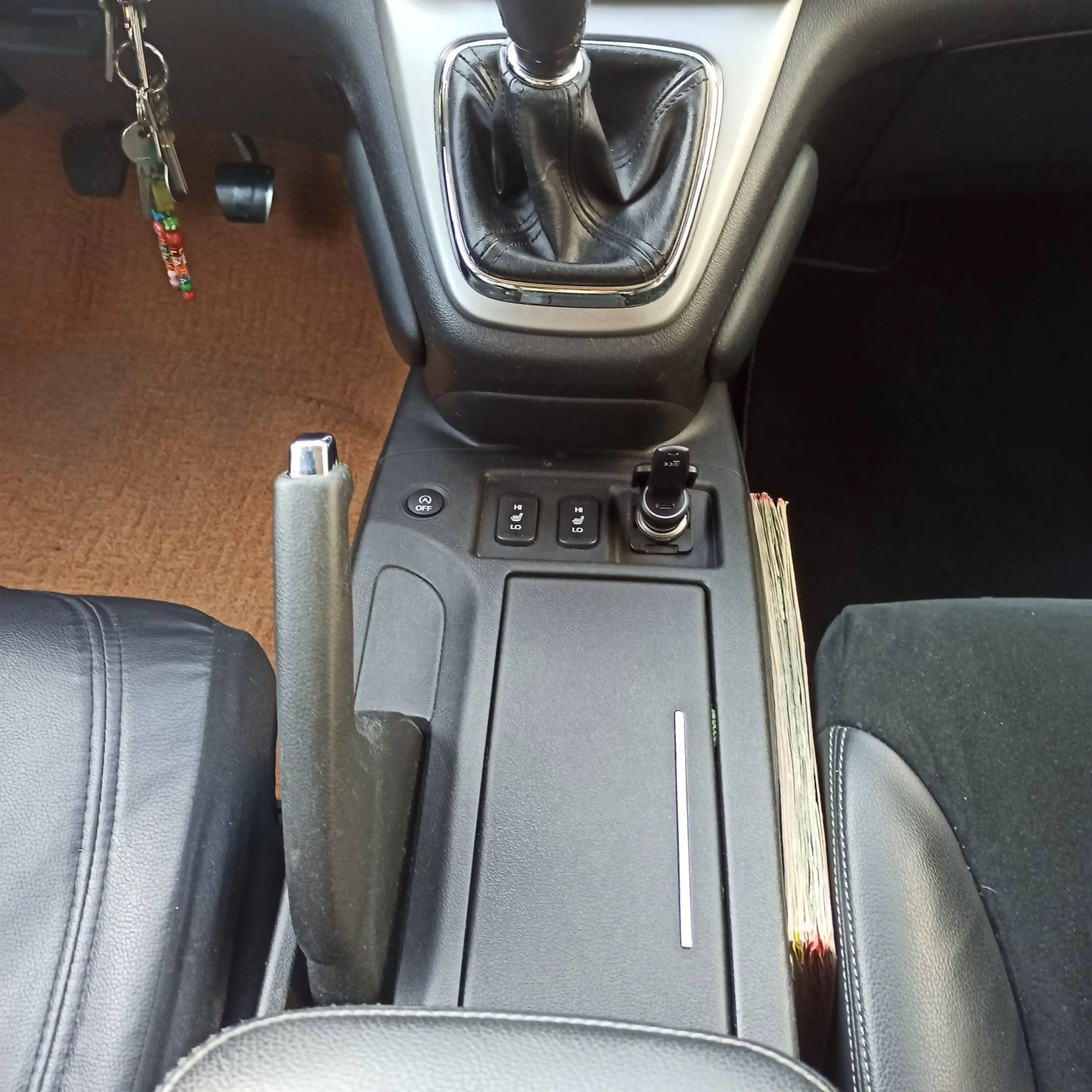 Honda CR-V Lifestyle 4WD 4x4 AHK DAB TÜV/Service NEU — photo 14