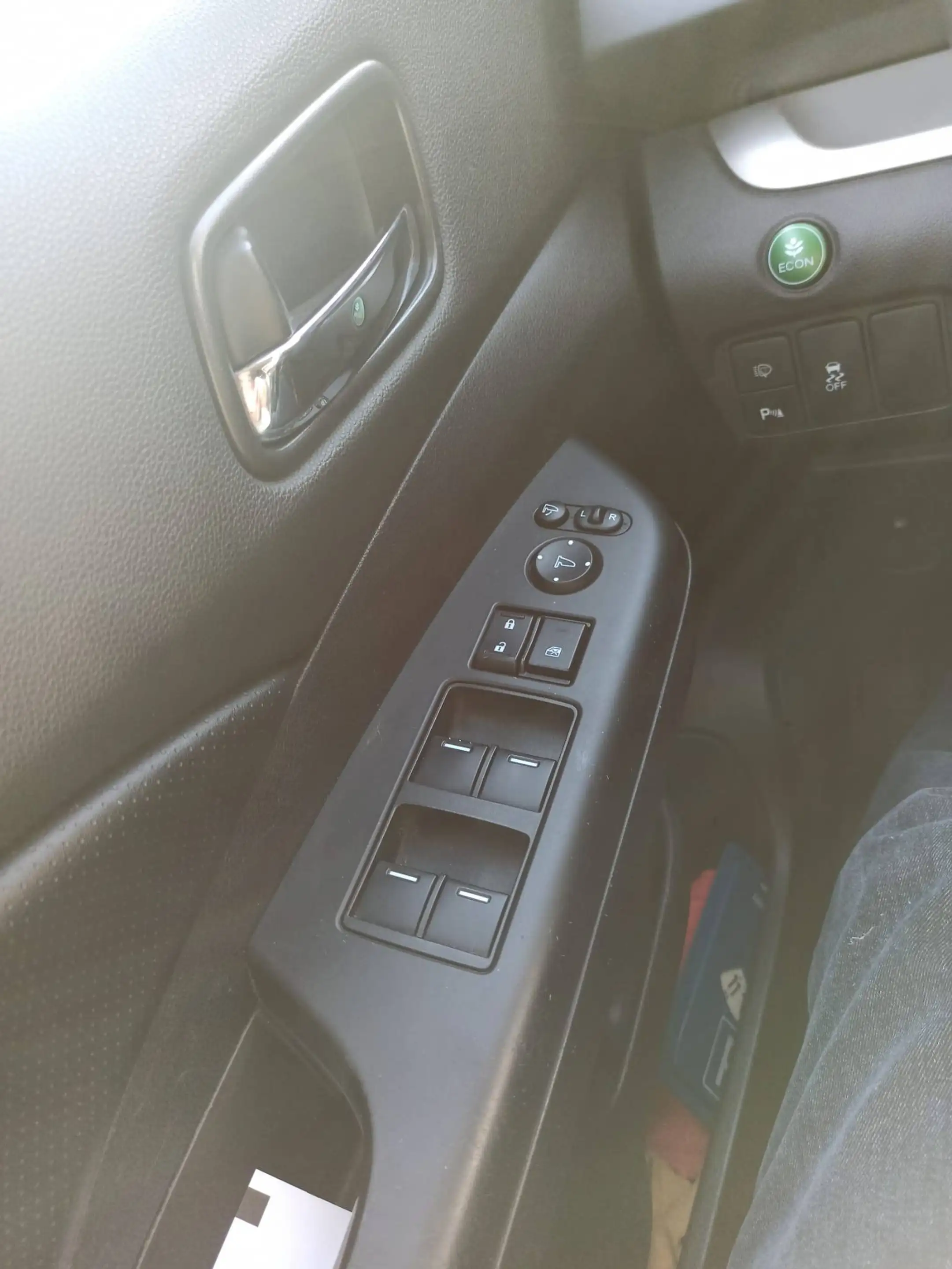 Honda CR-V Lifestyle 4WD 4x4 AHK DAB TÜV/Service NEU — photo 10
