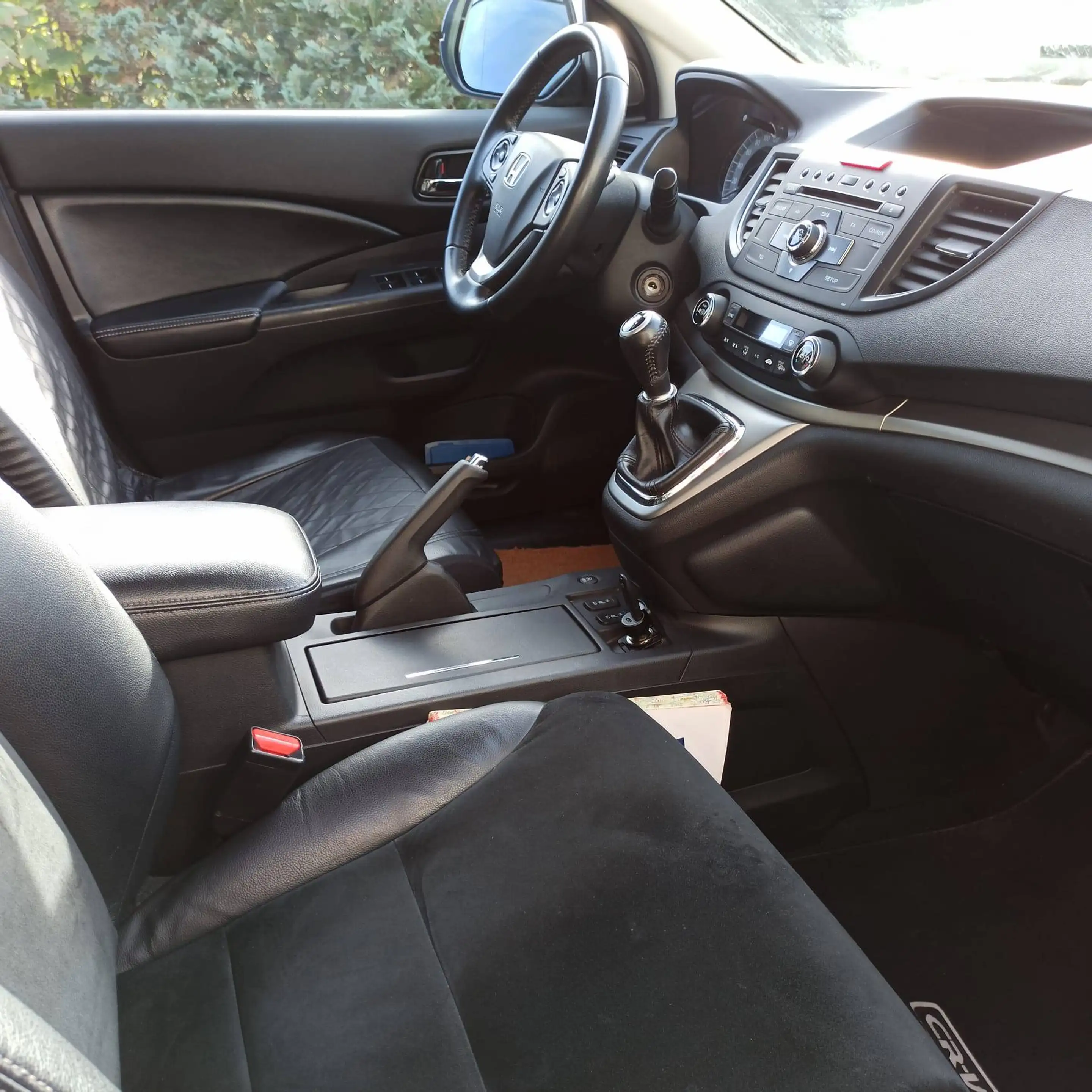Honda CR-V Lifestyle 4WD 4x4 AHK DAB TÜV/Service NEU — photo 15