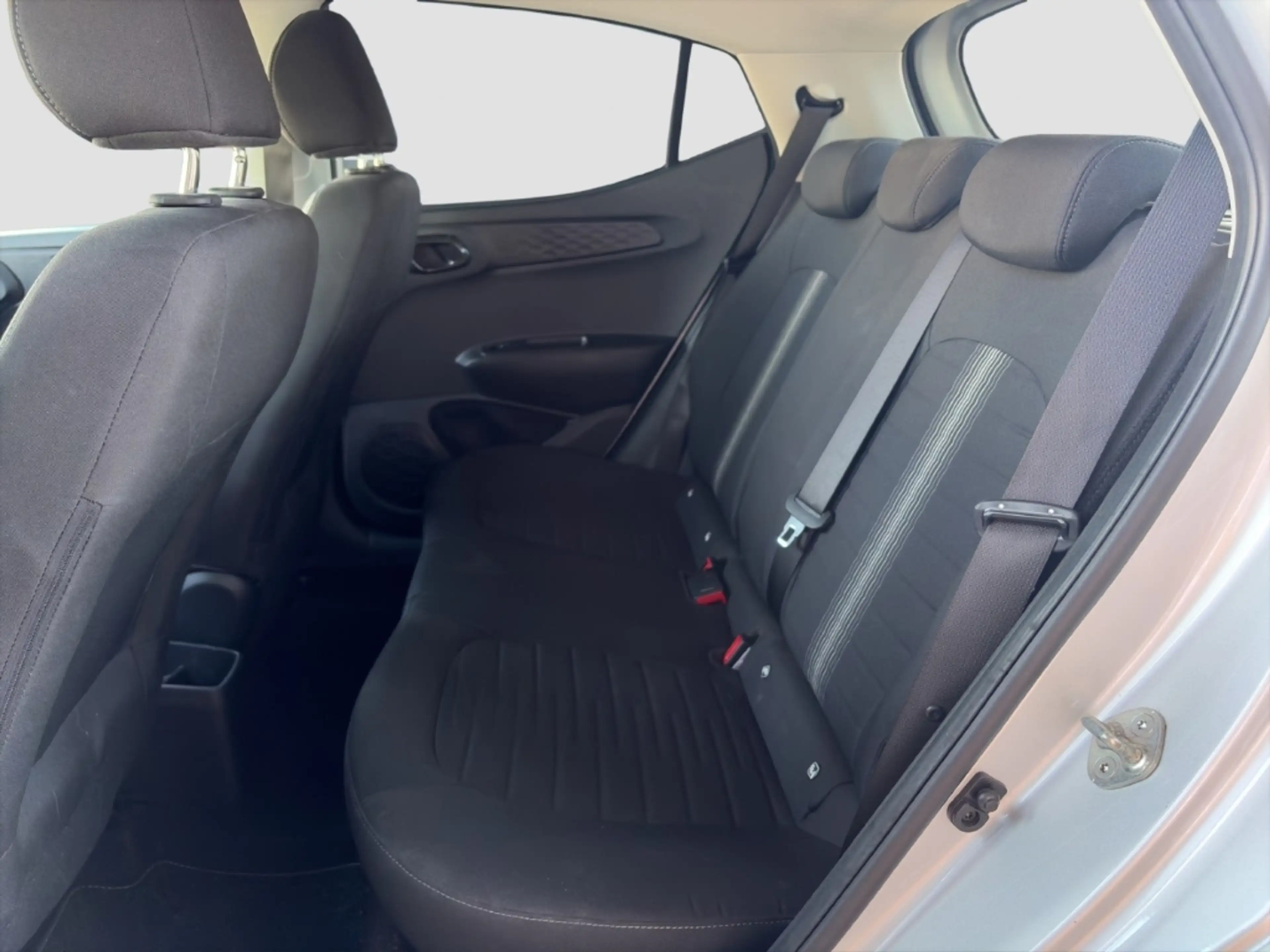Hyundai i10 PRIME 1.2 — photo 8