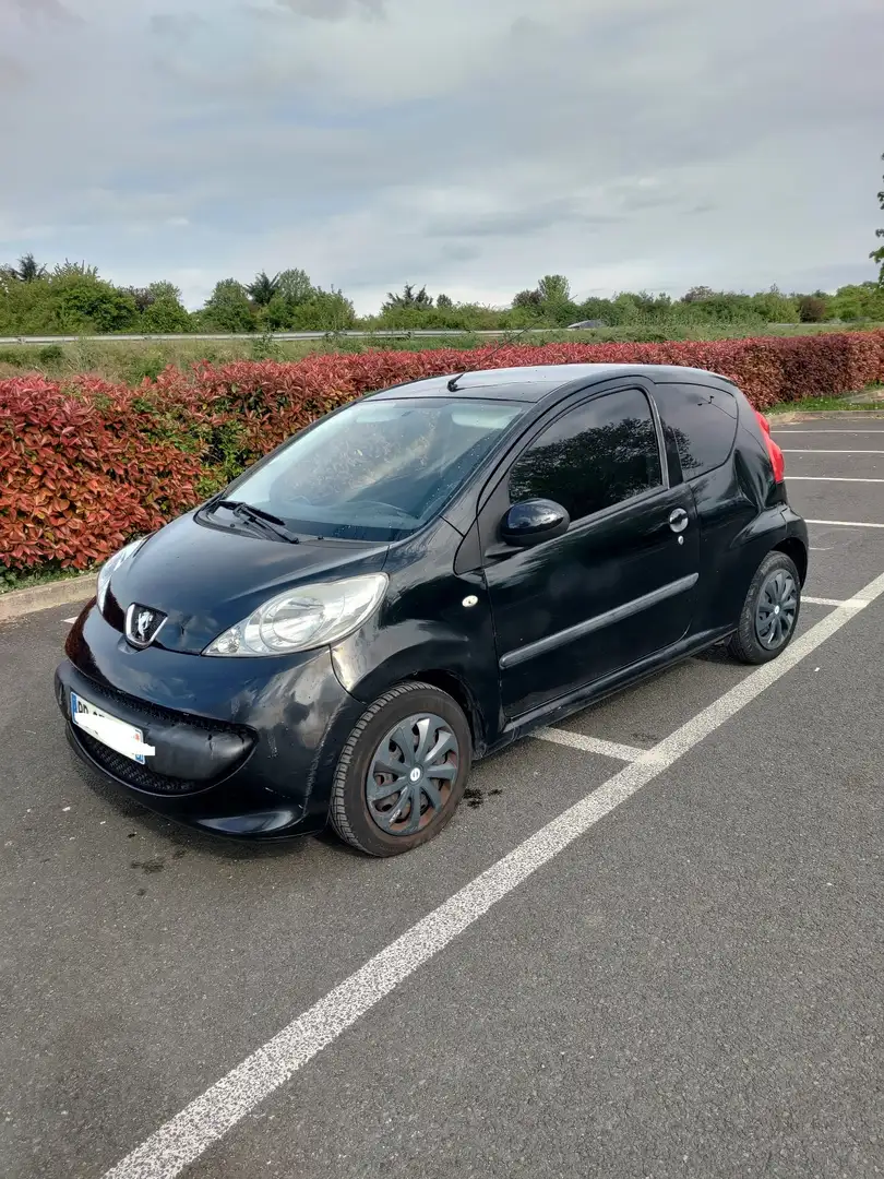 Peugeot 107 1.0e 12V 68ch Urban - 1