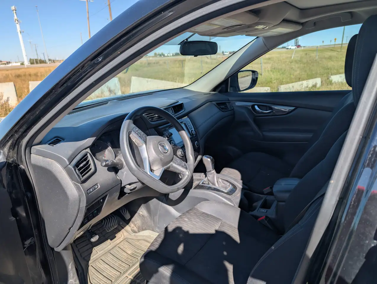 Nissan Rogue fotografie Nissan Rogue