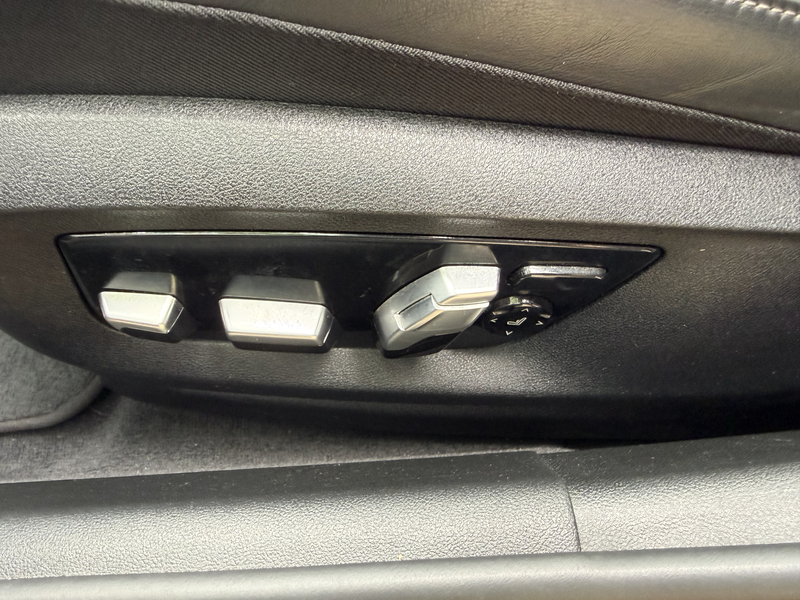 BMW 550 xD High Exe Comf St. Pano. Nightvision — photo 12