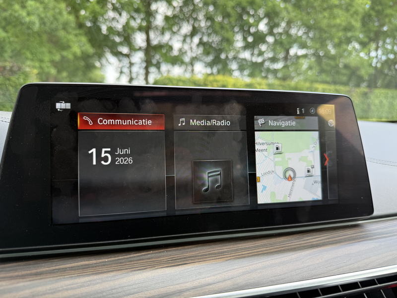 BMW 550 xD High Exe Comf St. Pano. Nightvision — photo 15