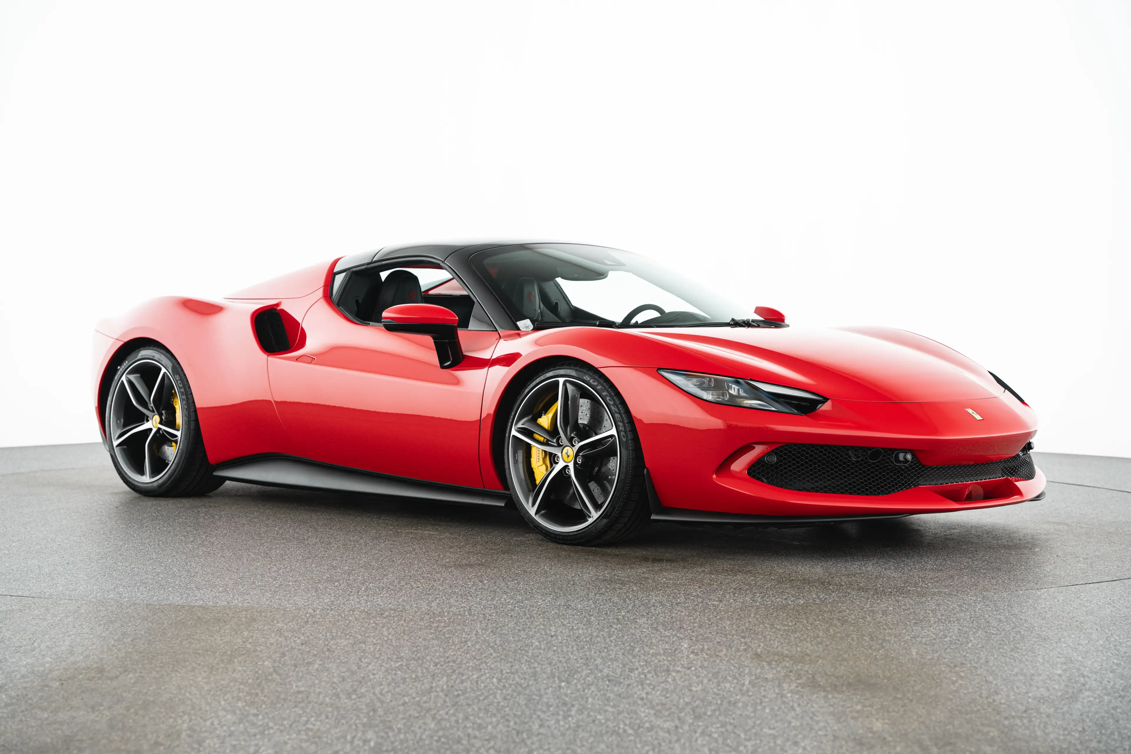Ferrari 296 GTS — photo 3