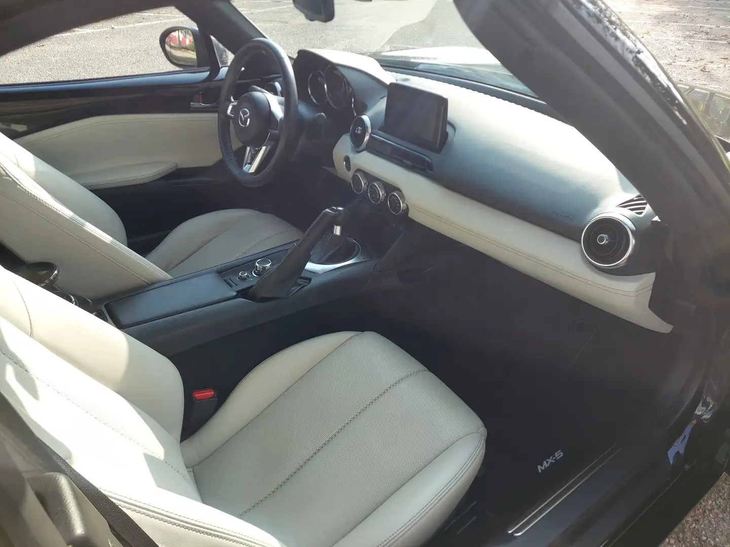 Mazda MX-5 MX5 Soft Top1.5 Exceed ieloop nappa white 132cv crna - 2