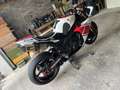 Yamaha YZF-R1 - thumbnail 3