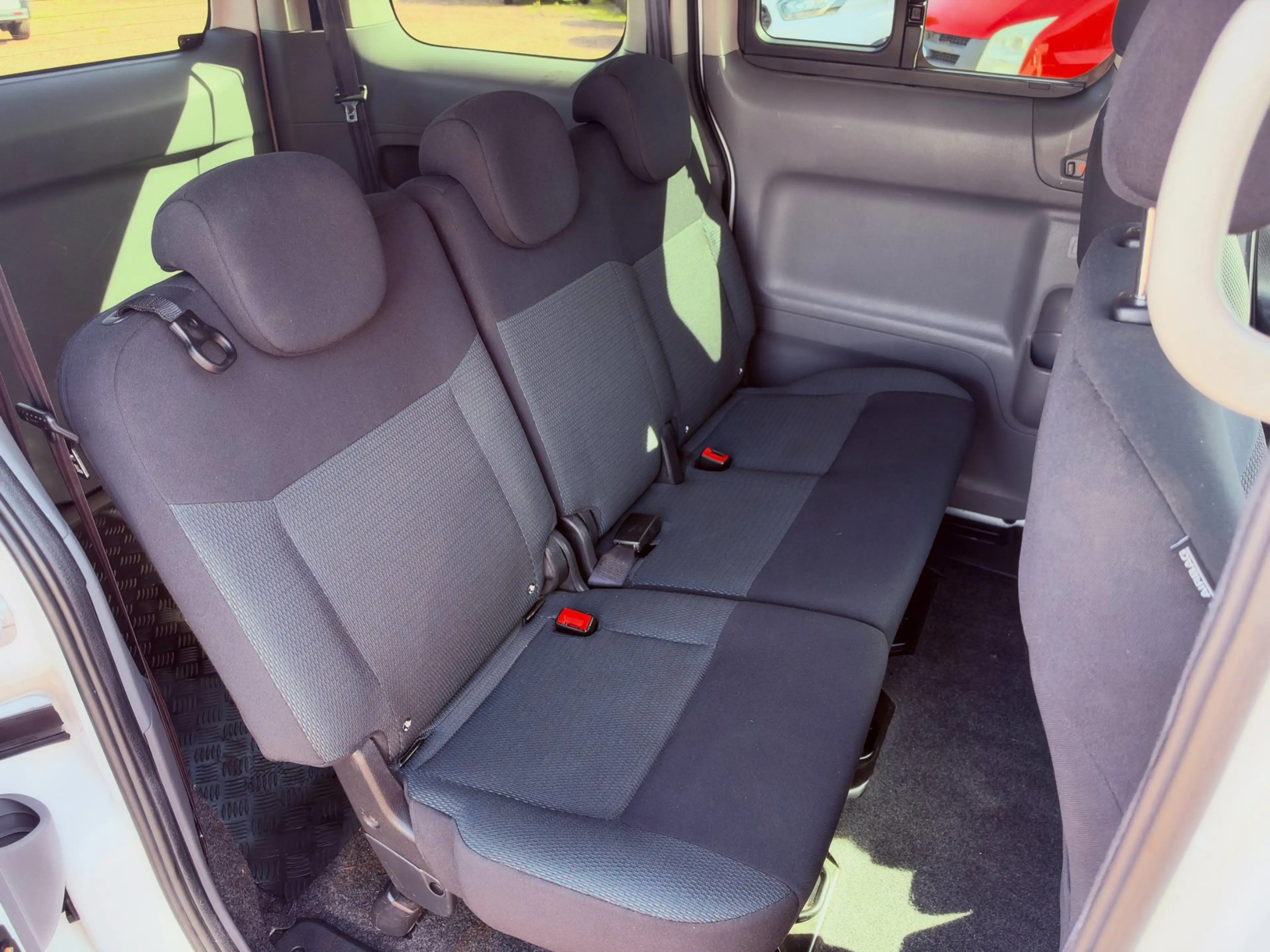 Nissan E-NV200 Evalia Connect Edition 5 Persoons — photo 10